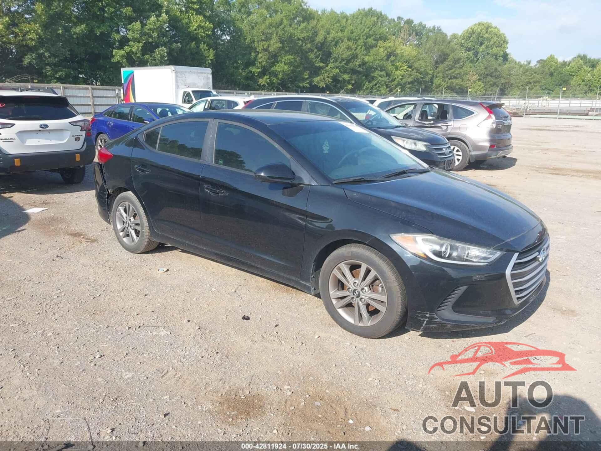 HYUNDAI ELANTRA 2017 - KMHD84LF4HU161744