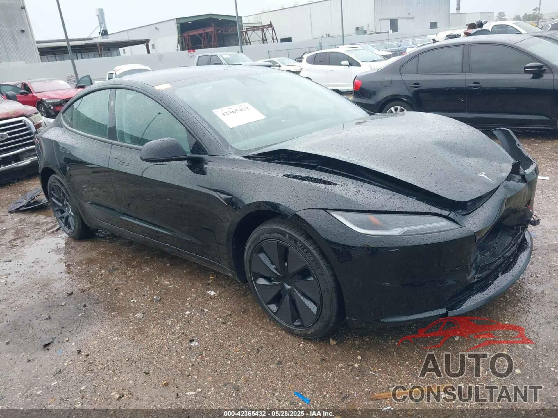 TESLA MODEL 3 2025 - 5YJ3E1EA3SF972055