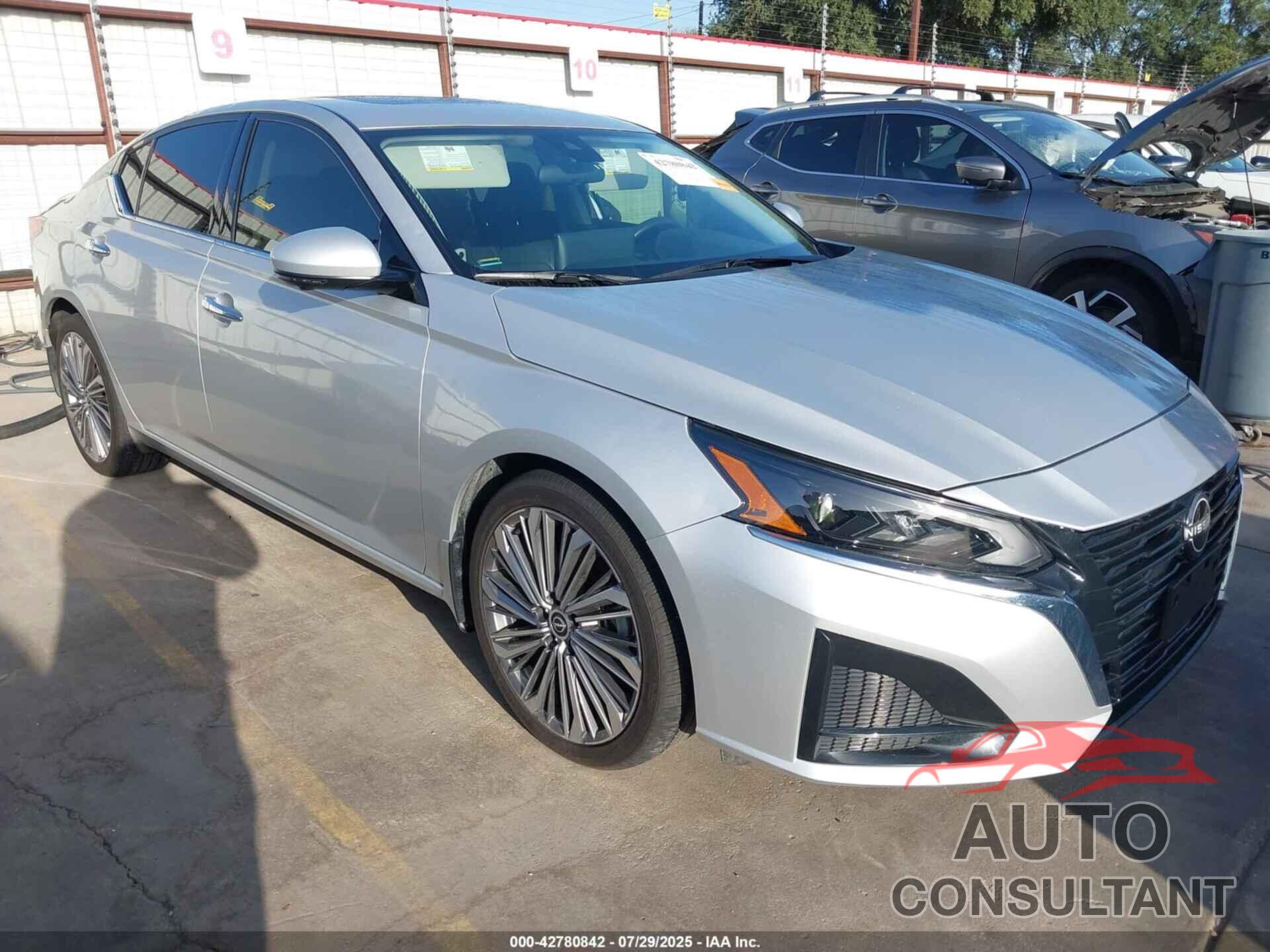 NISSAN ALTIMA 2024 - 1N4BL4EVXRN404795