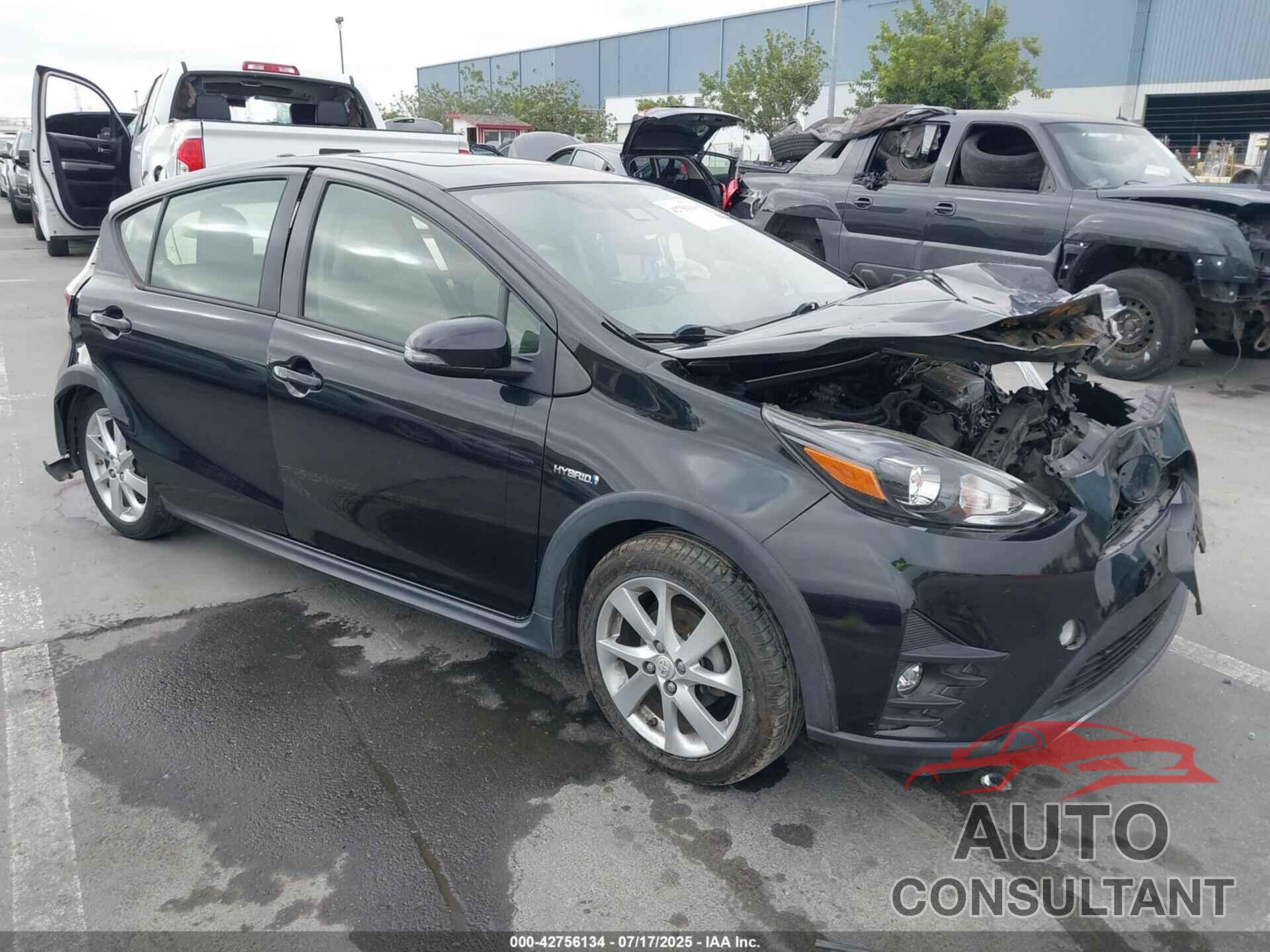 TOYOTA PRIUS C 2018 - JTDKDTB35J1599835