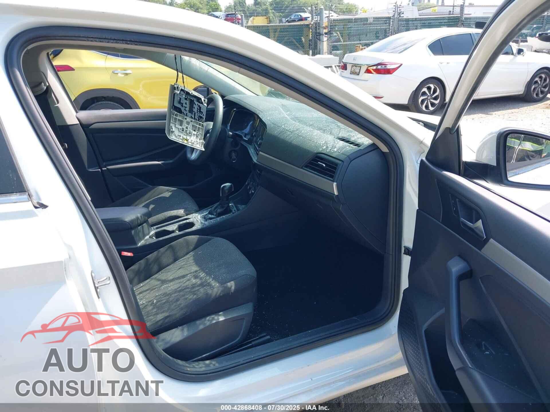 VOLKSWAGEN JETTA 2019 - 3VWC57BU0KM060381