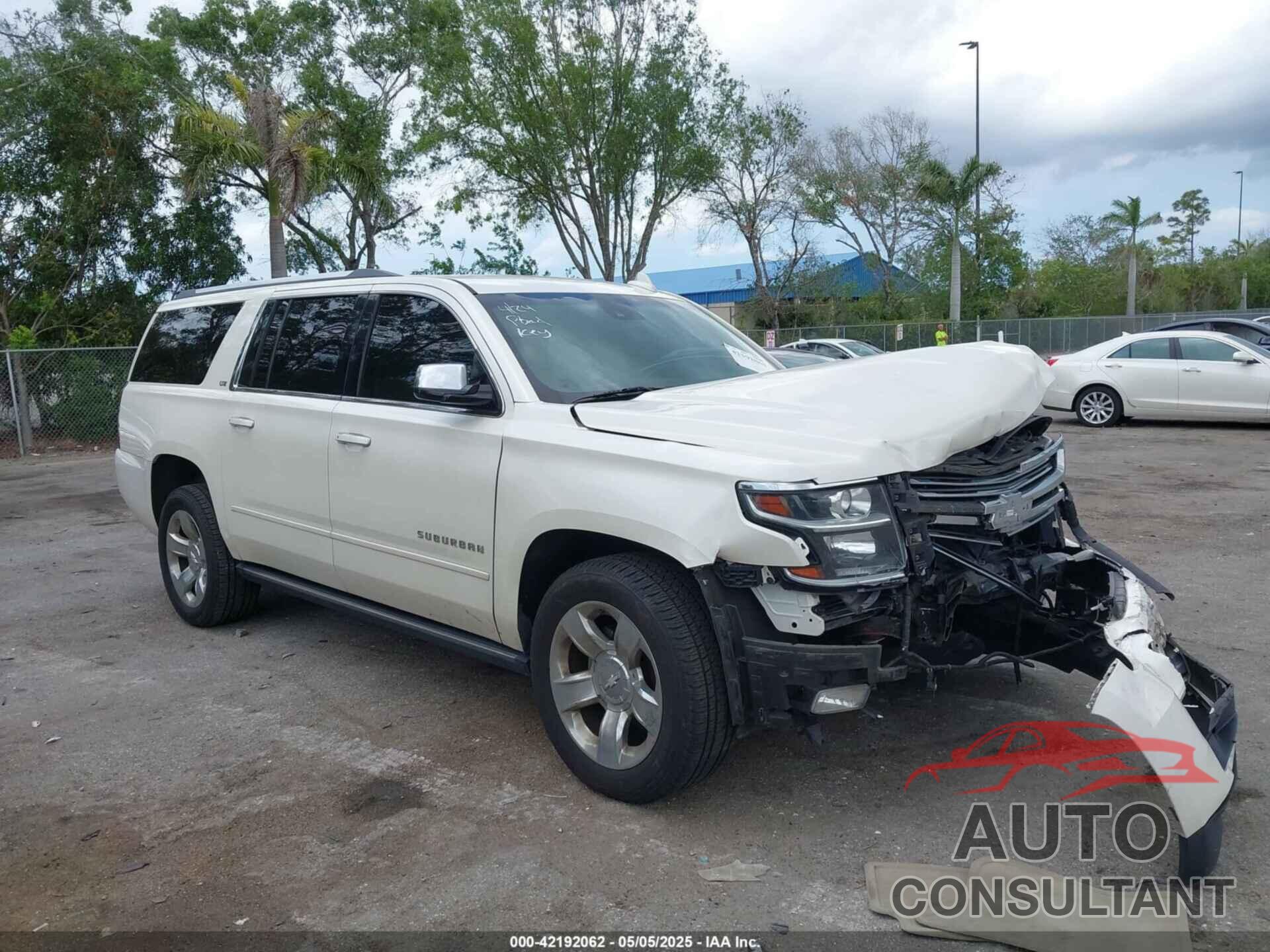 CHEVROLET SUBURBAN 1500 2015 - 1GNSKKKC4FR687923