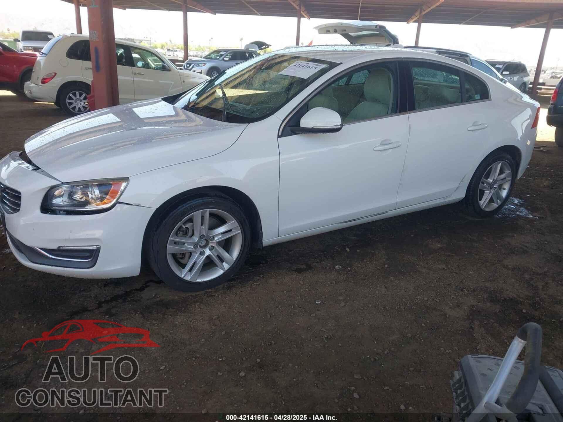 VOLVO S60 2014 - YV1612FH6E2296924