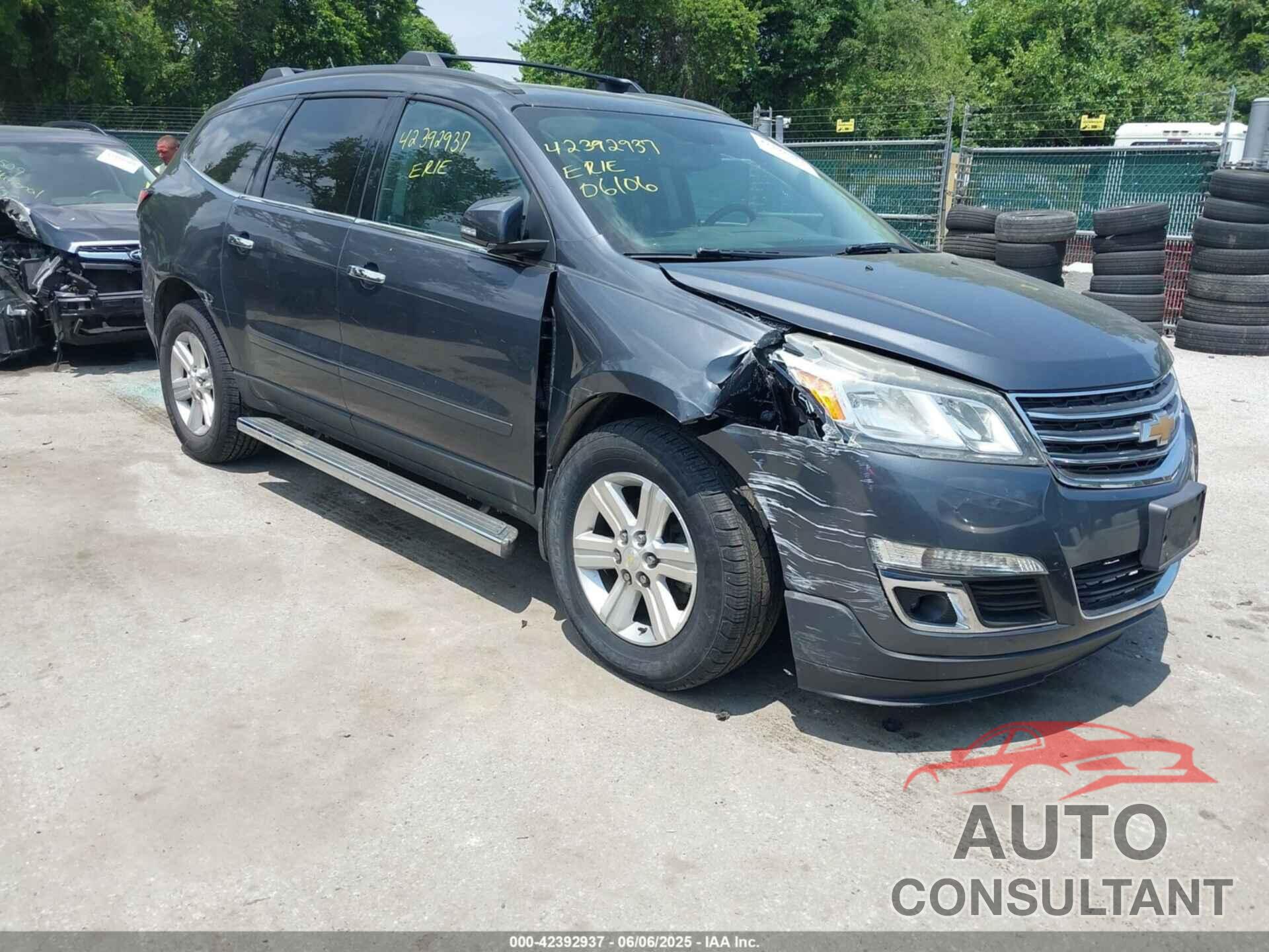 CHEVROLET TRAVERSE 2014 - 1GNKVGKD8EJ184762