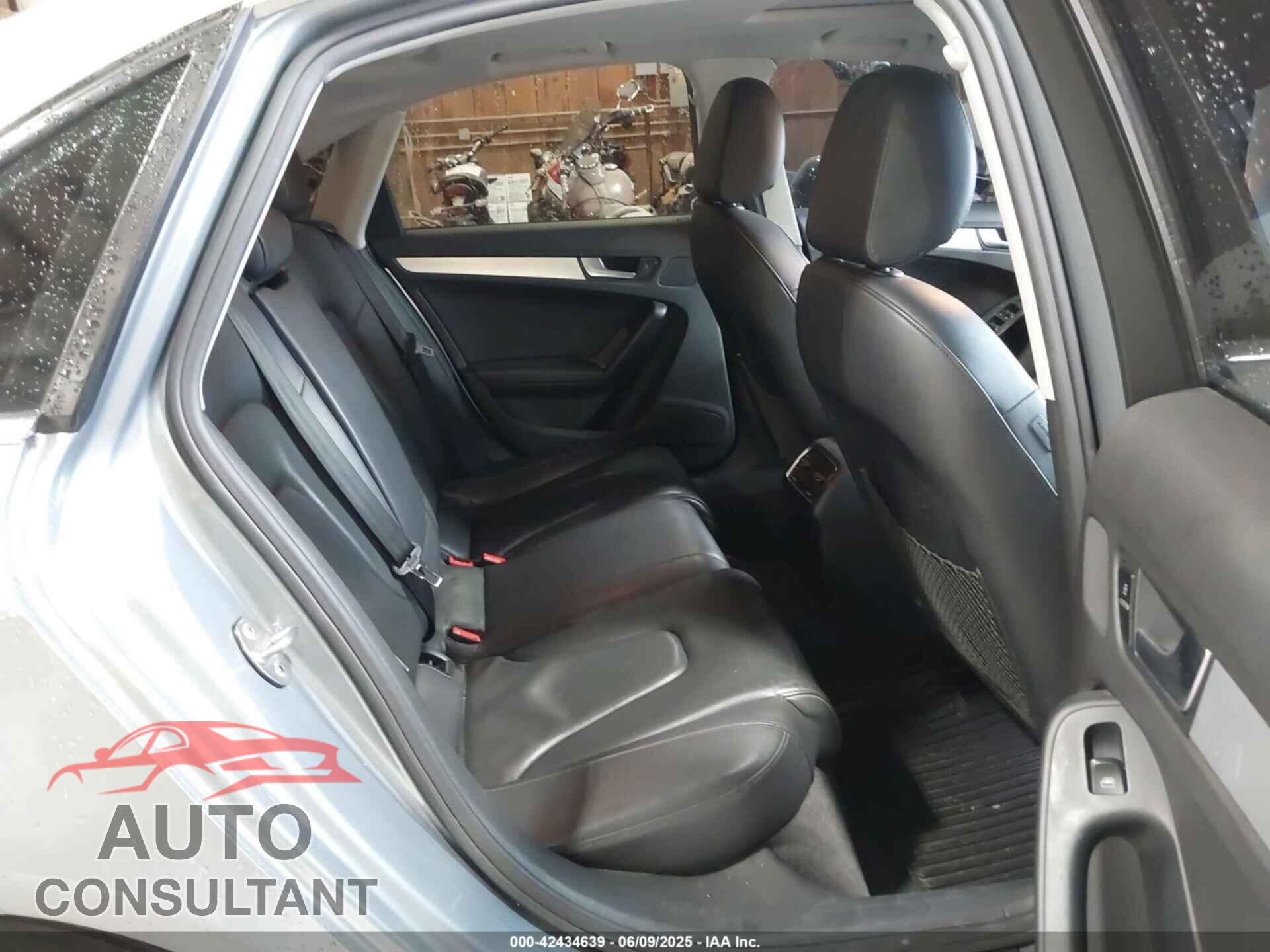 AUDI A4 2011 - WAUFFAFLXBA102688