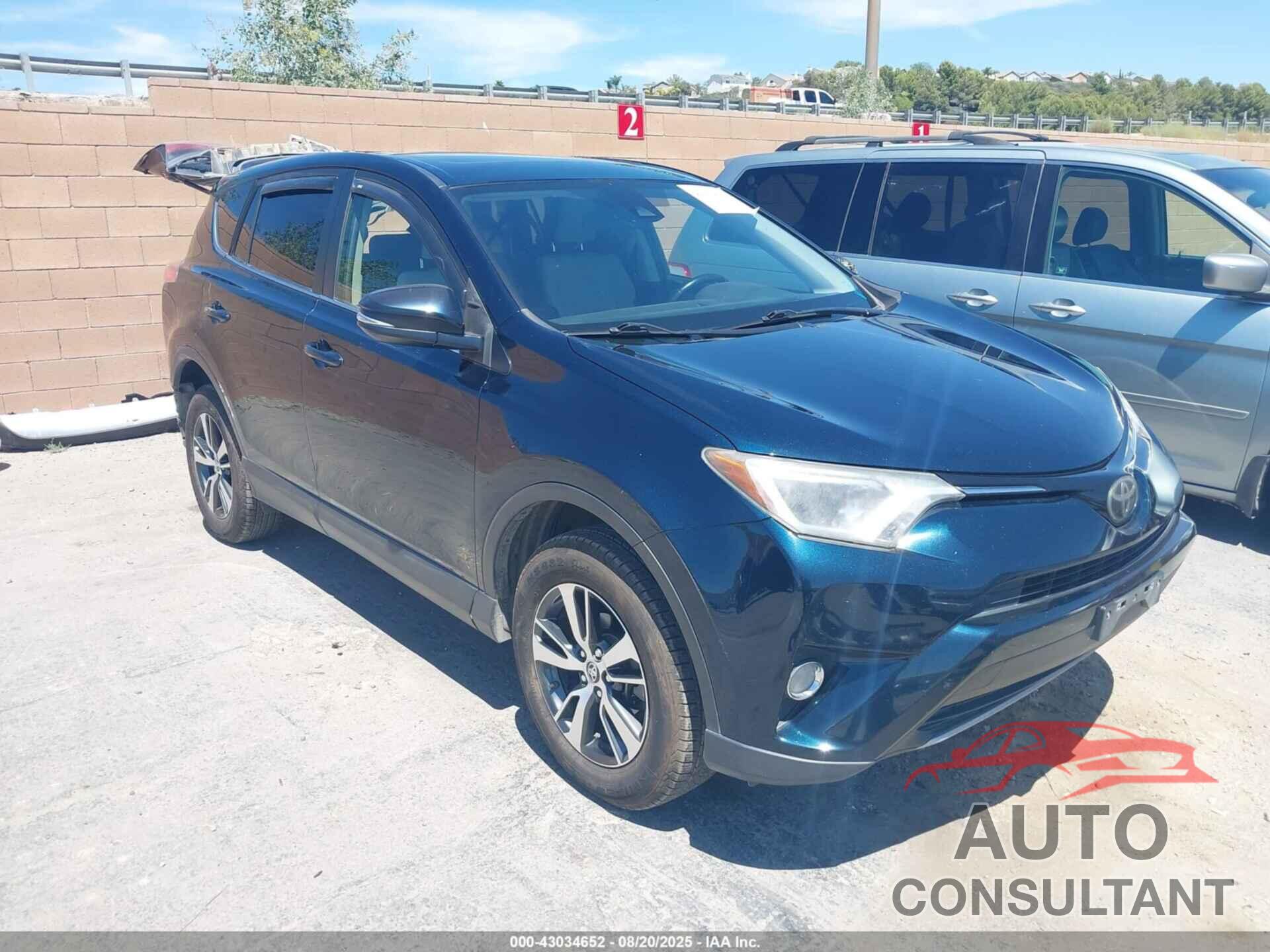 TOYOTA RAV4 2018 - JTMWFREV4JJ738302