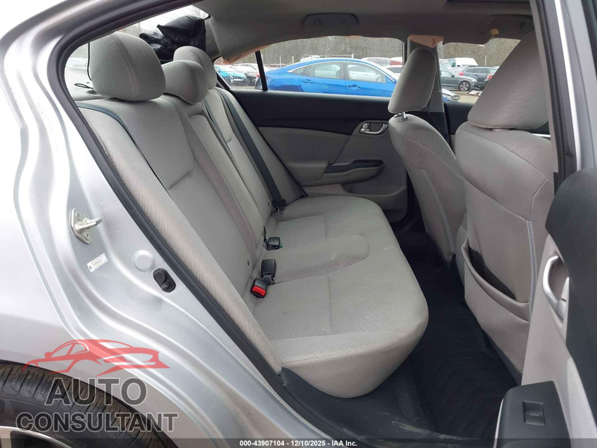 HONDA CIVIC 2013 - 2HGFB2F85DH532716