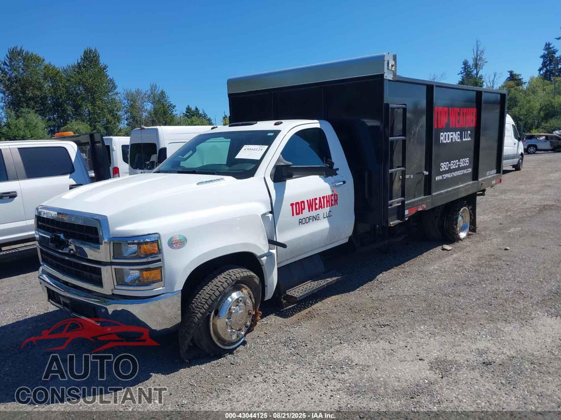 CHEVROLET SILVERADO MD 2023 - 1HTKHPVM0PH718216