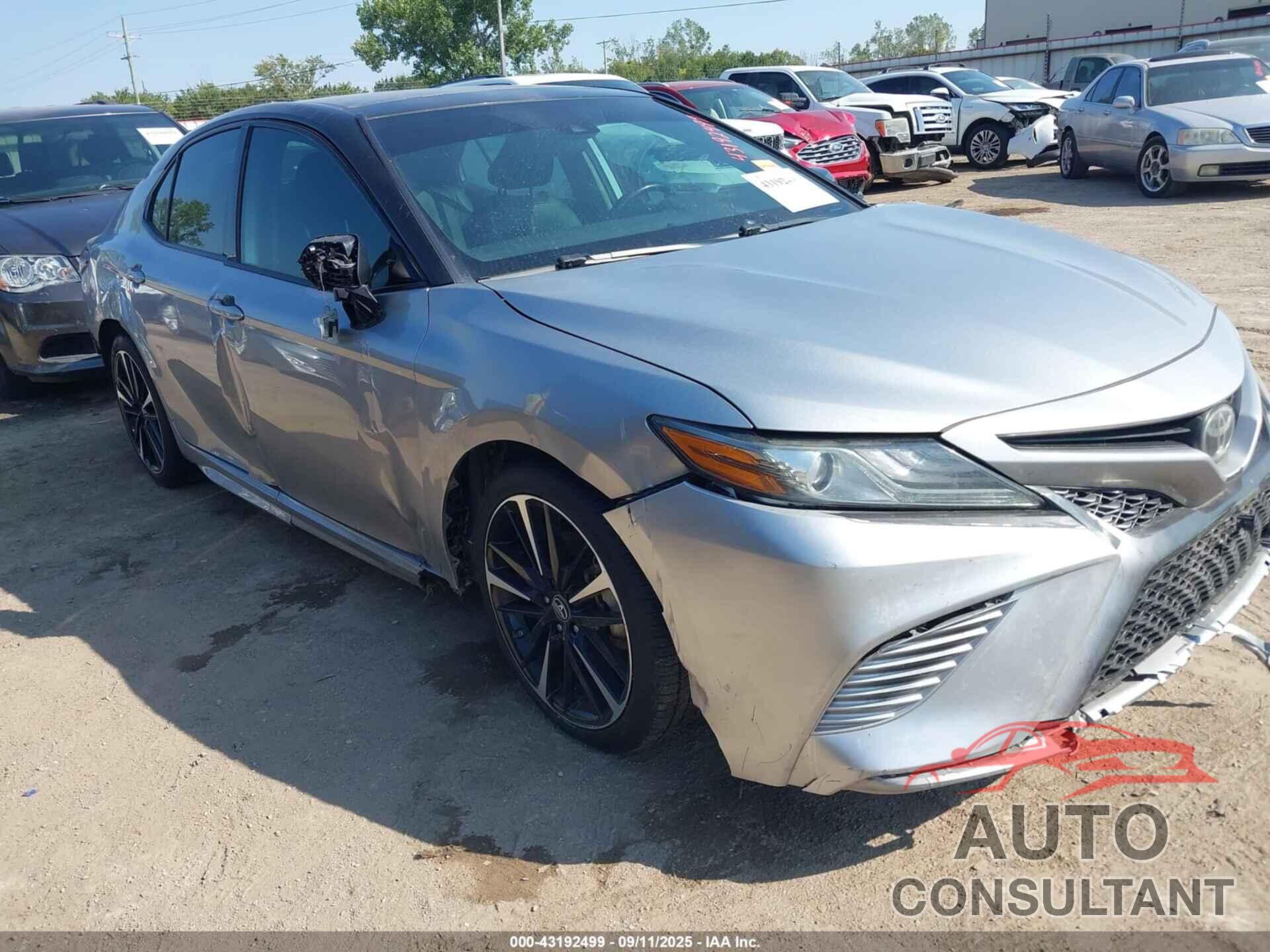 TOYOTA CAMRY 2019 - 4T1B61HK8KU199888