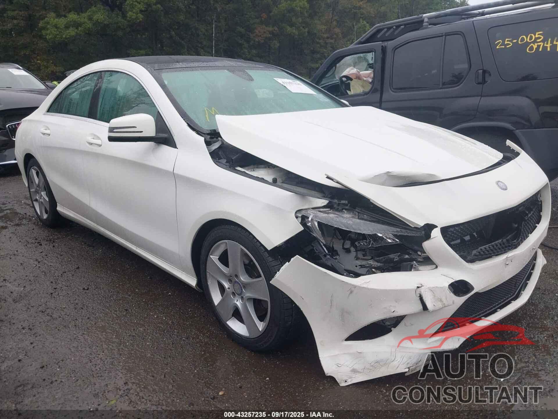 MERCEDES-BENZ CLA 250 2015 - WDDSJ4GB1FN282199