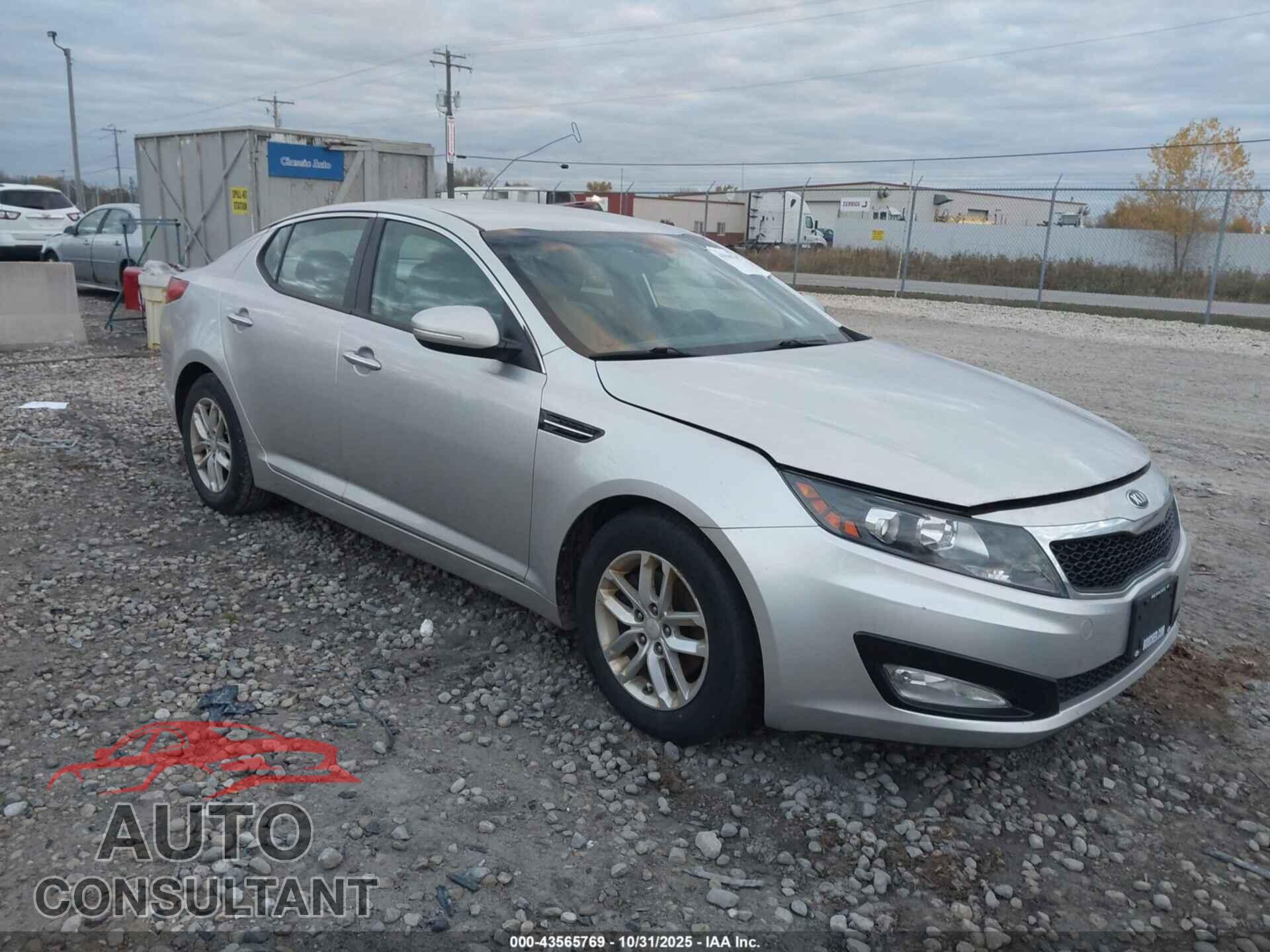 KIA OPTIMA 2013 - KNAGM4A75D5352602