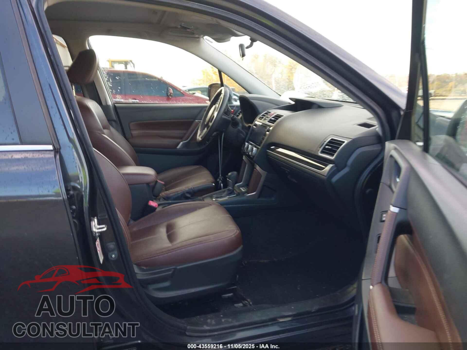 SUBARU FORESTER 2017 - JF2SJAWC6HH537600