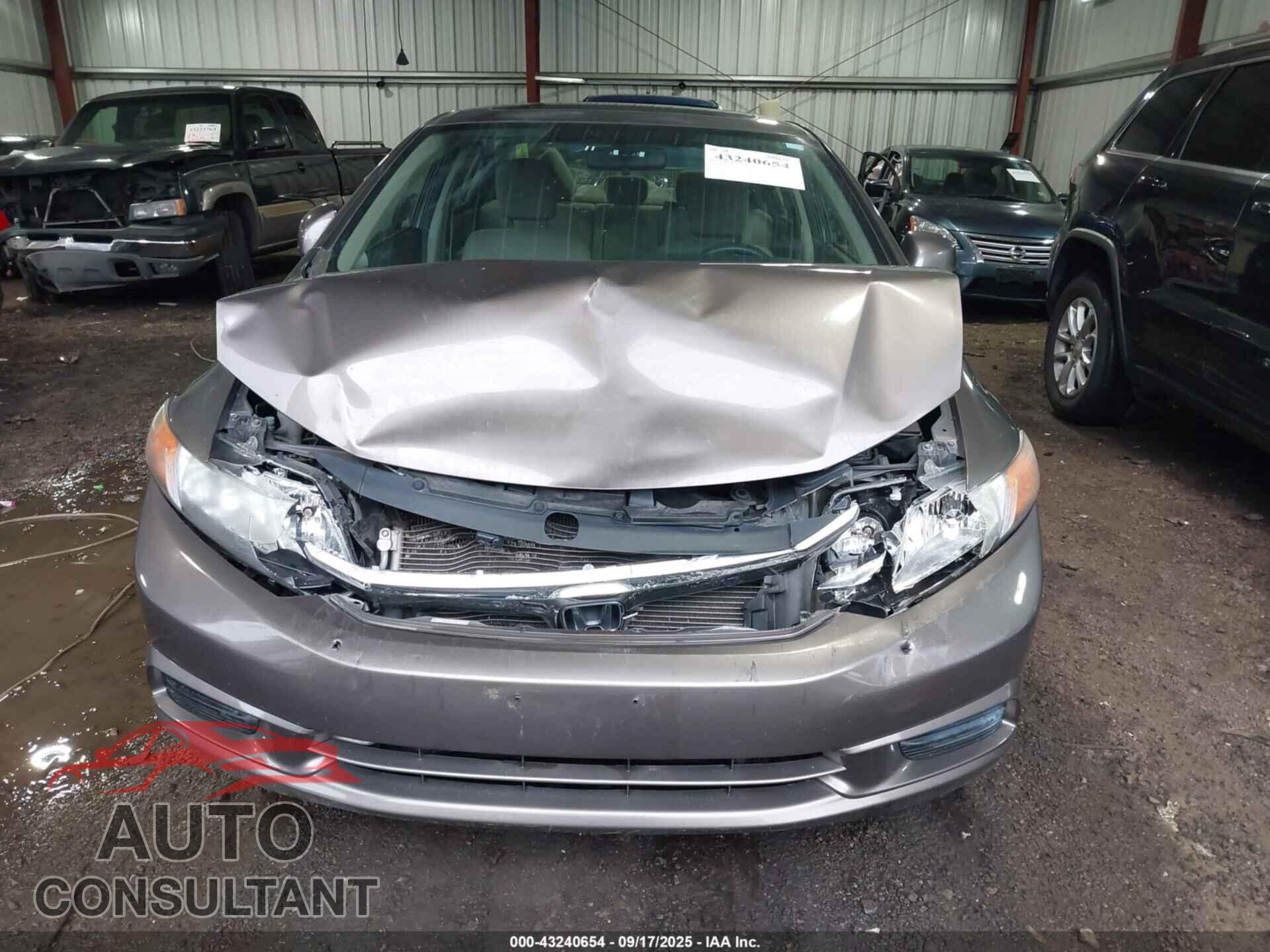 HONDA CIVIC 2012 - 2HGFB2F89CH588012