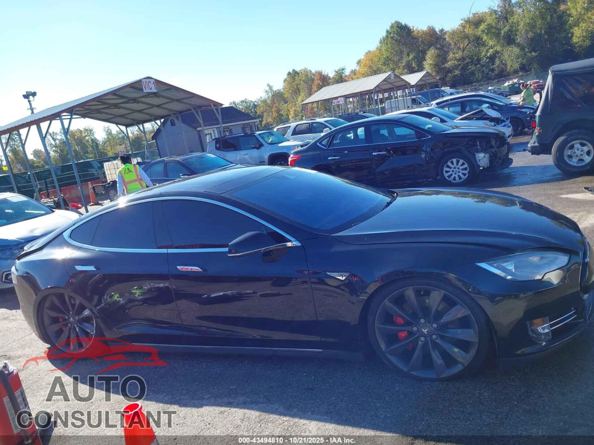 TESLA MODEL S 2016 - 5YJSA1E45GF126762