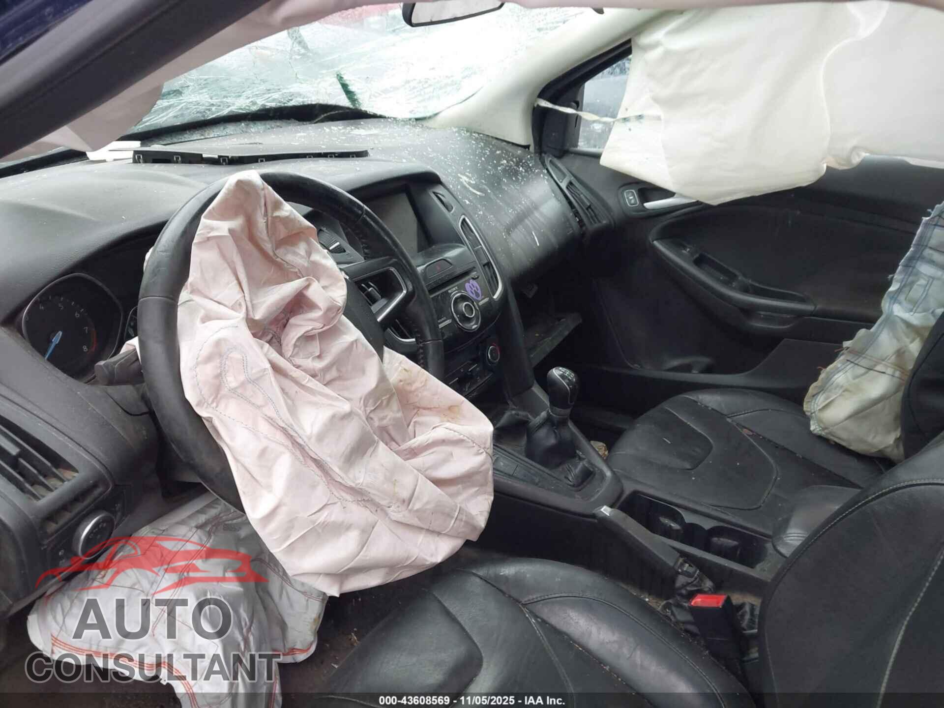FORD FOCUS 2016 - 1FADP3F24GL287414