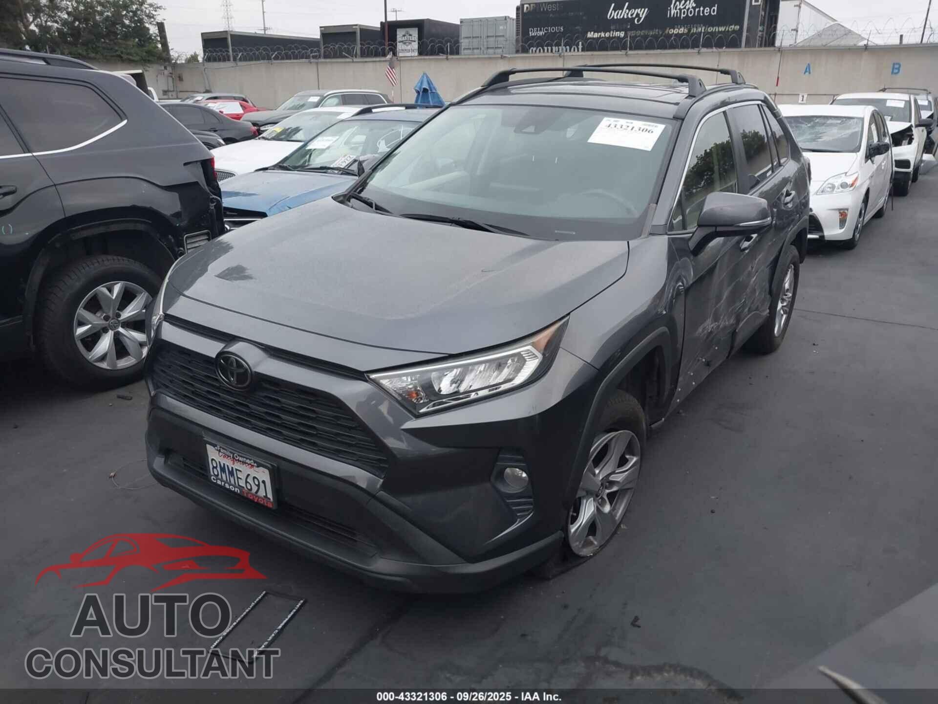 TOYOTA RAV4 2019 - JTMP1RFV5KD520130