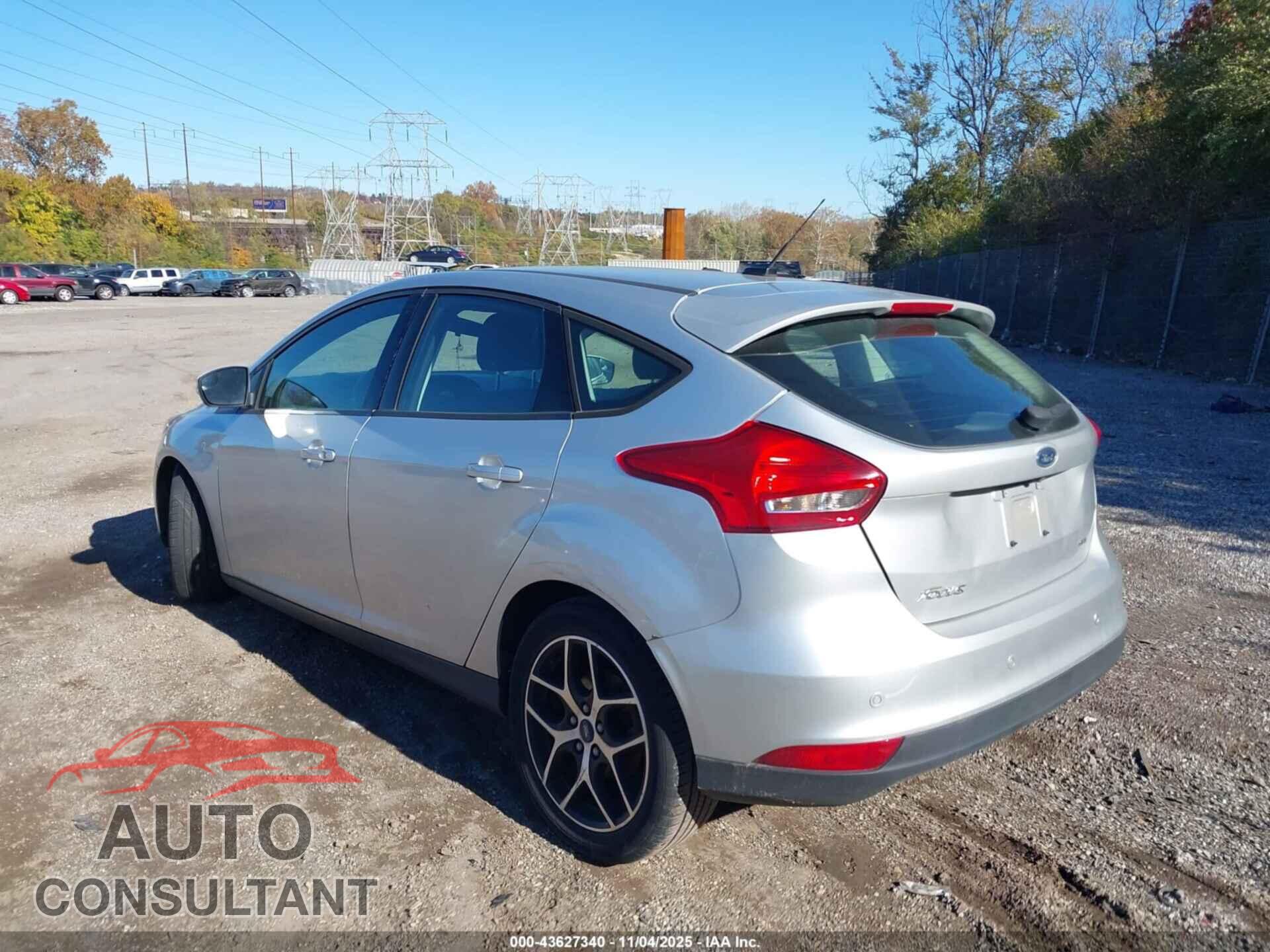 FORD FOCUS 2017 - 1FADP3M24HL297591