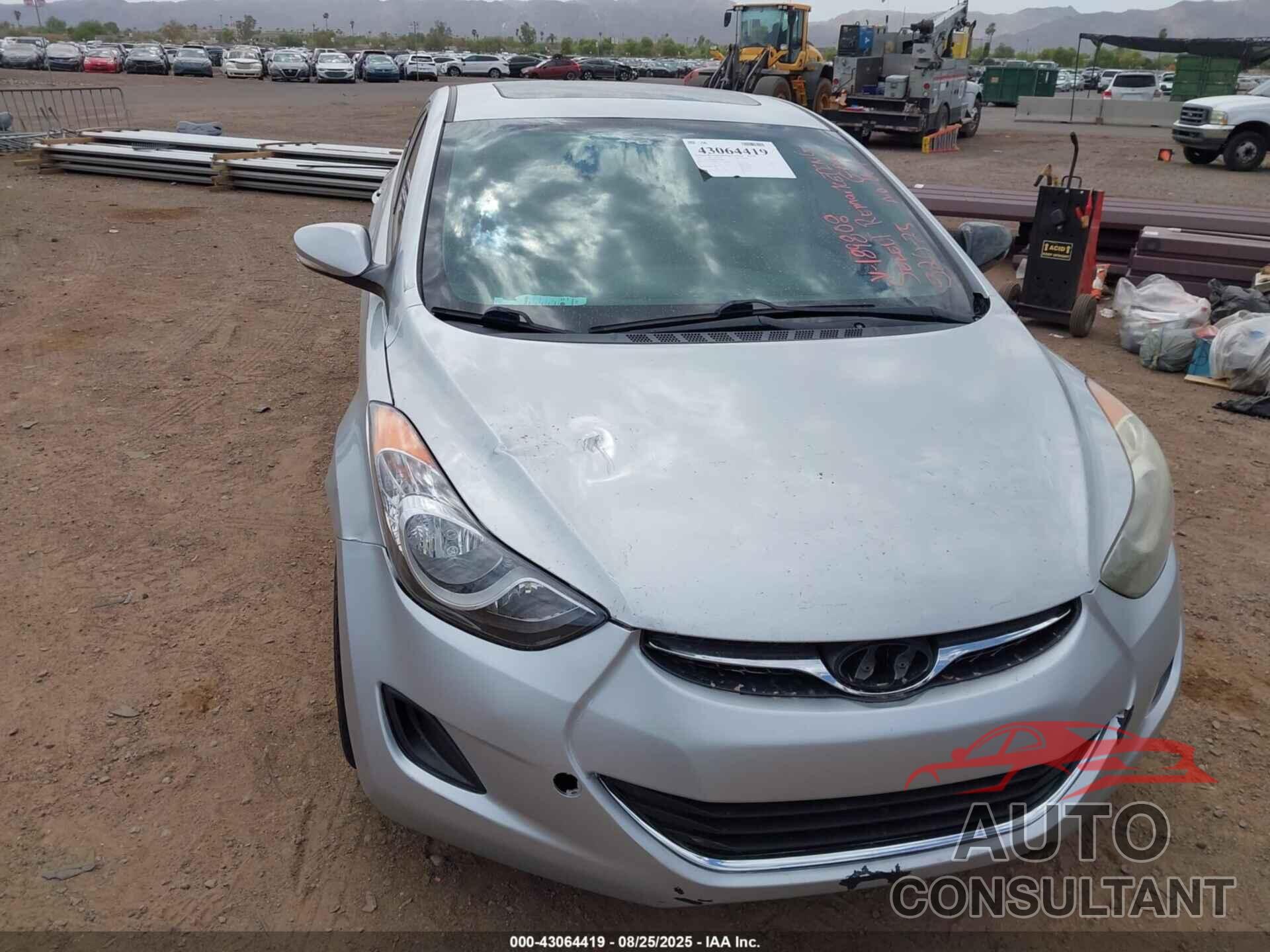 HYUNDAI ELANTRA 2013 - 5NPDH4AE8DH189808