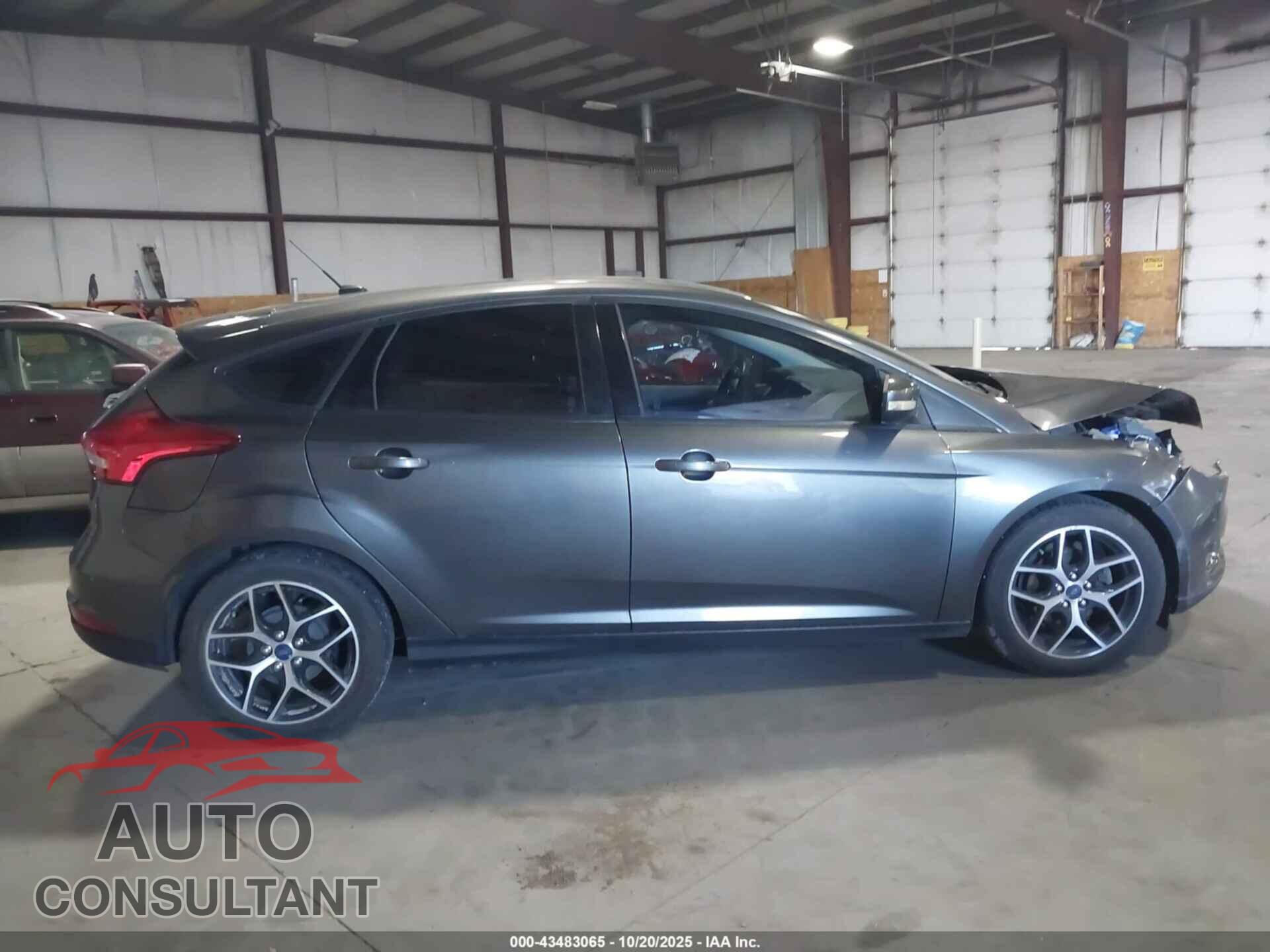 FORD FOCUS 2017 - 1FADP3K20HL282329