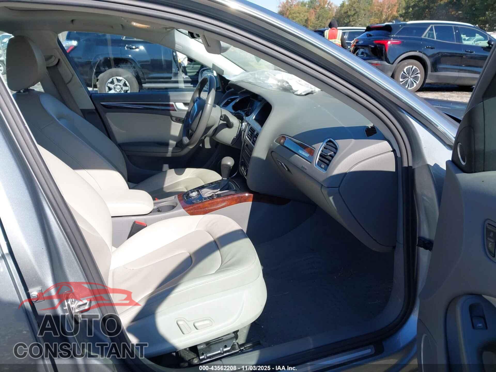 AUDI A4 2011 - WAUKFBFL7BN056041