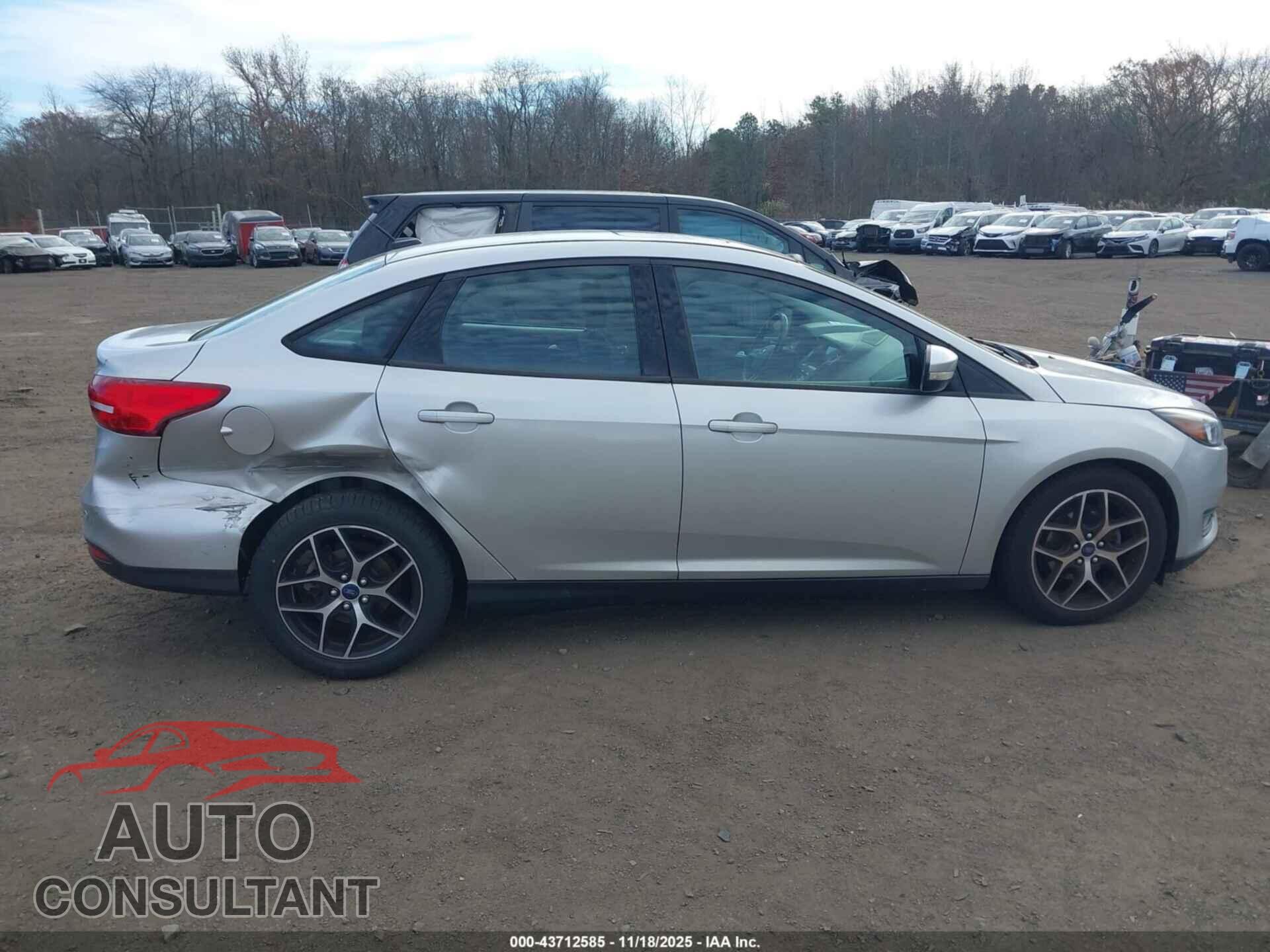 FORD FOCUS 2017 - 1FADP3H25HL201042