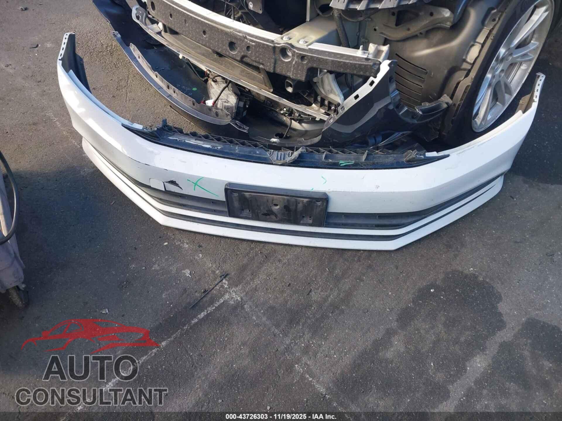 VOLKSWAGEN JETTA 2017 - 3VW2B7AJ9HM335394