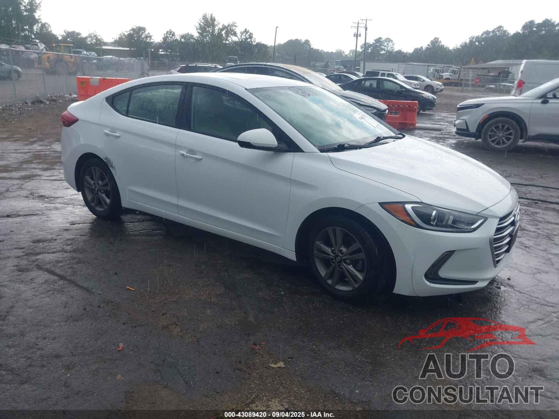 HYUNDAI ELANTRA 2018 - 5NPD84LF3JH385172
