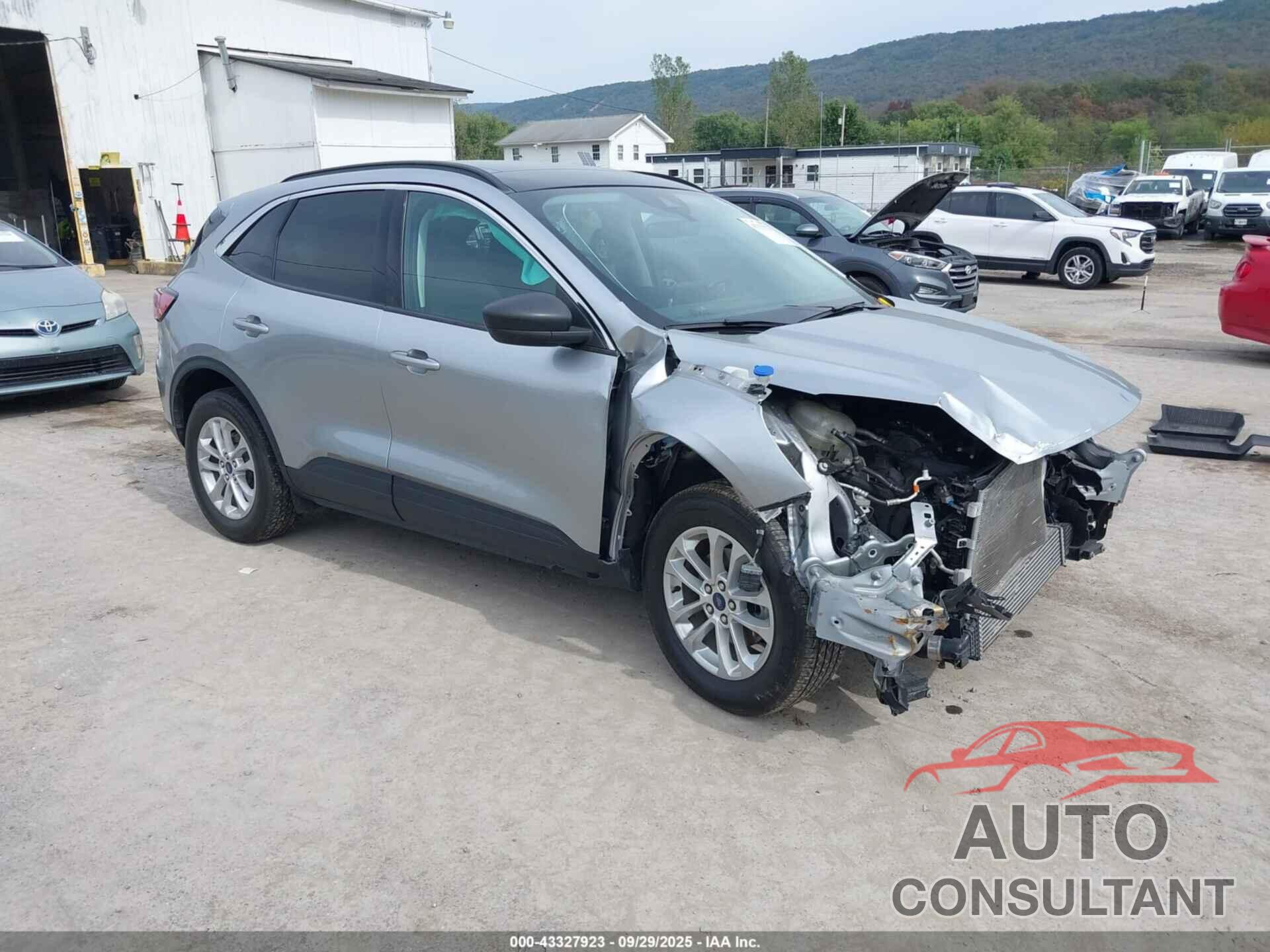 FORD ESCAPE 2022 - 1FMCU9G62NUA42990