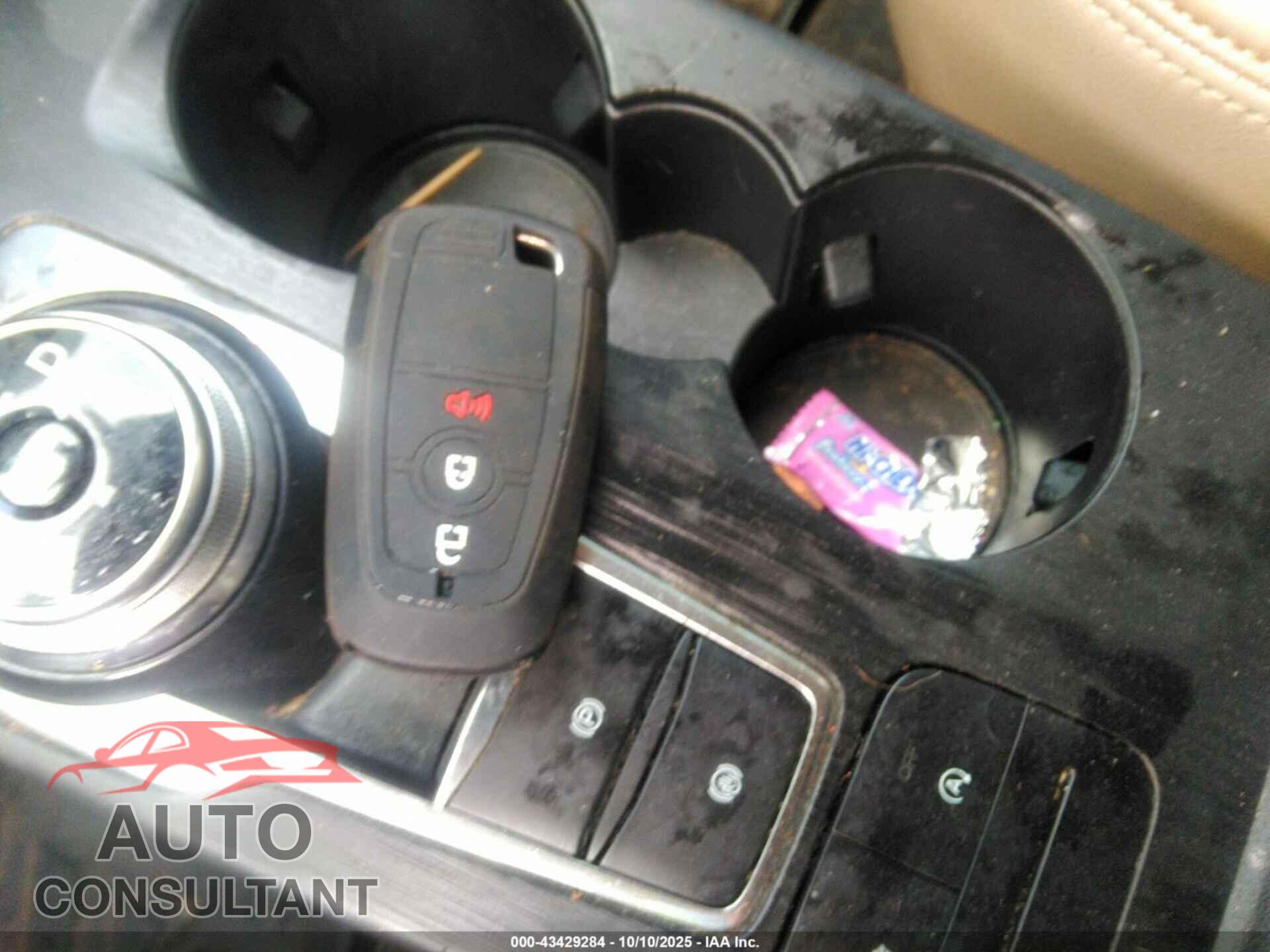 FORD ESCAPE 2020 - 1FMCU0G65LUA67097
