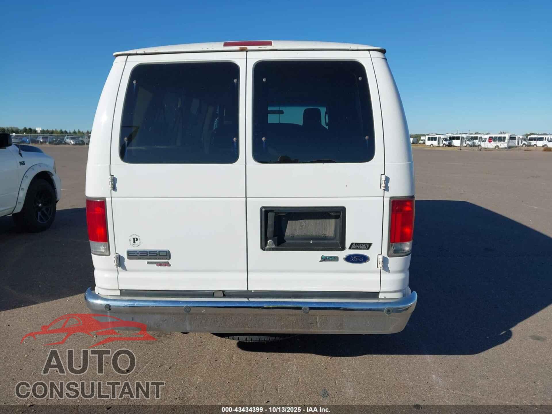 FORD ECONOLINE 2011 - 1FBSS3BLXBDB22036