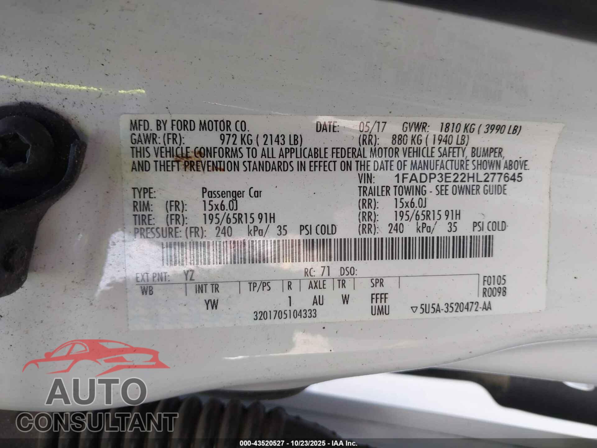 FORD FOCUS 2017 - 1FADP3E22HL277645