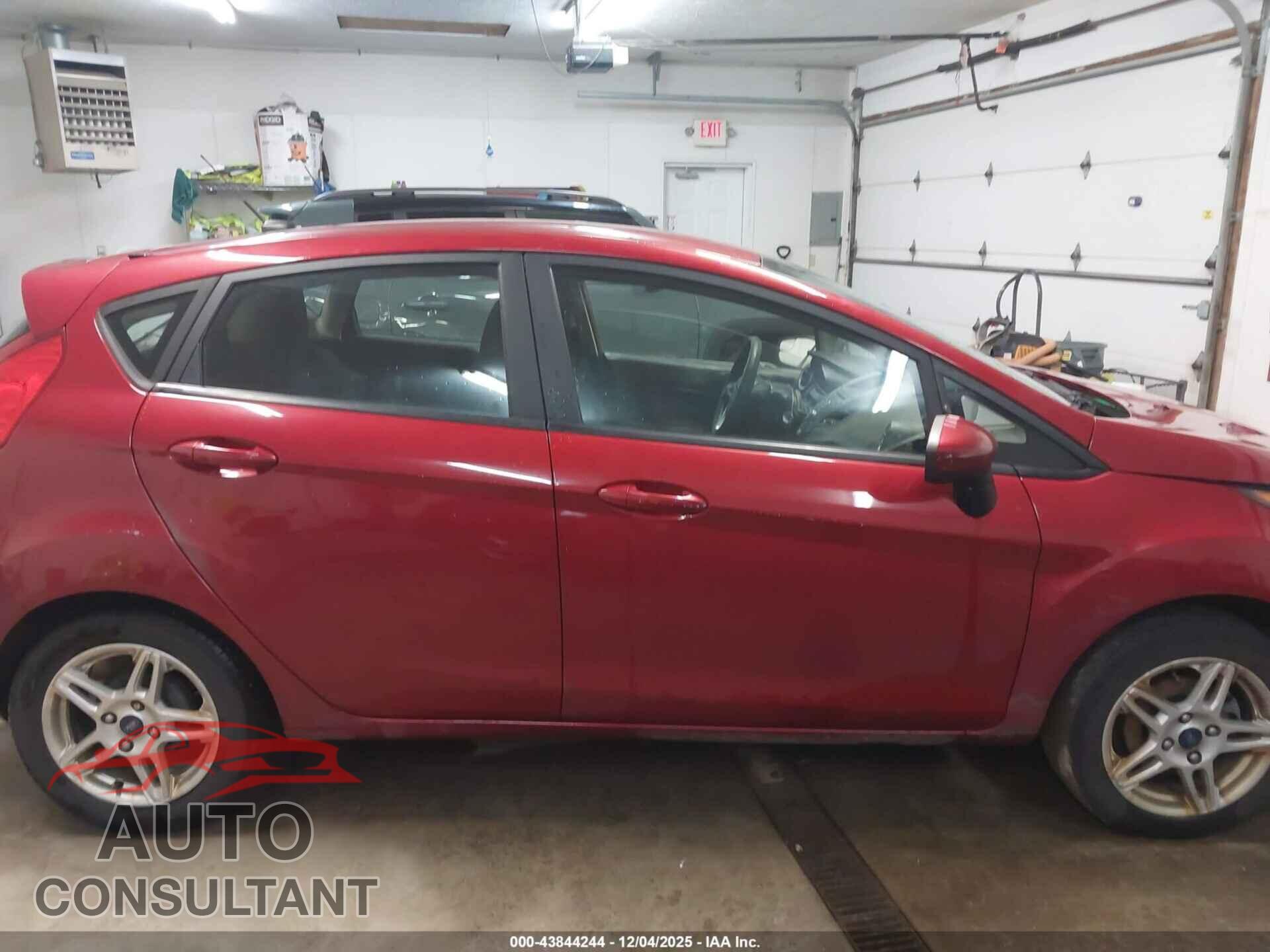 FORD FIESTA 2017 - 3FADP4EJ5HM129212