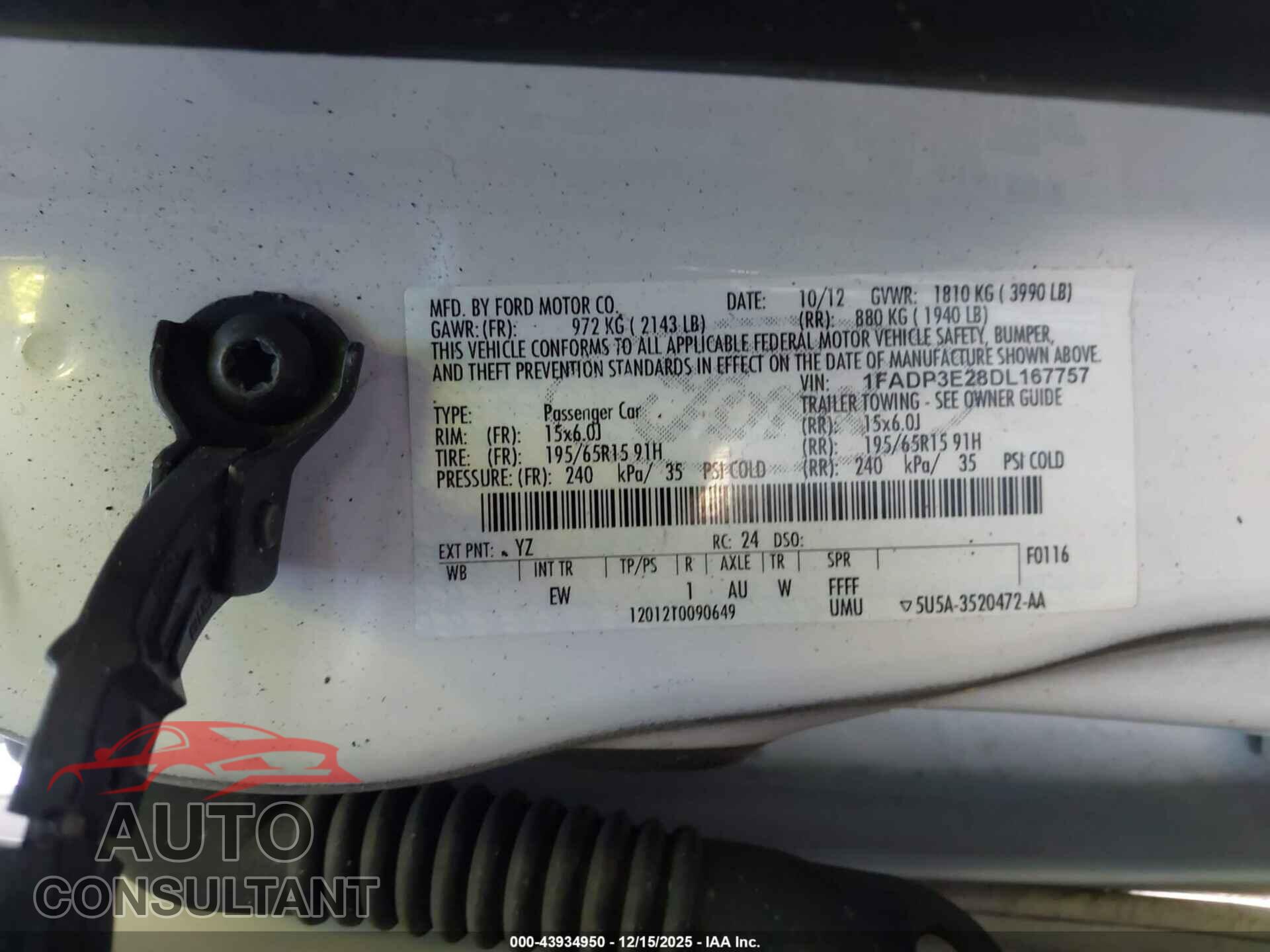 FORD FOCUS 2013 - 1FADP3E28DL167757