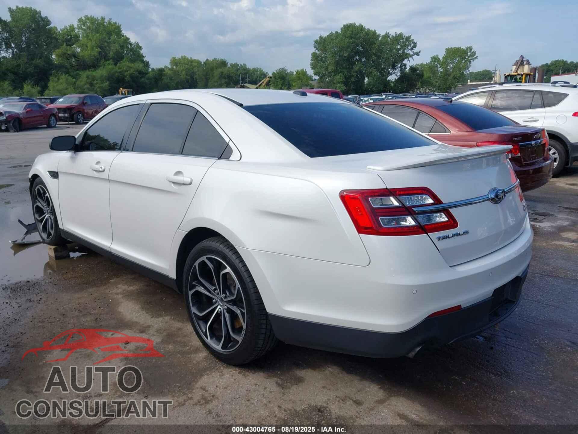 FORD TAURUS 2014 - 1FAHP2KT2EG153159