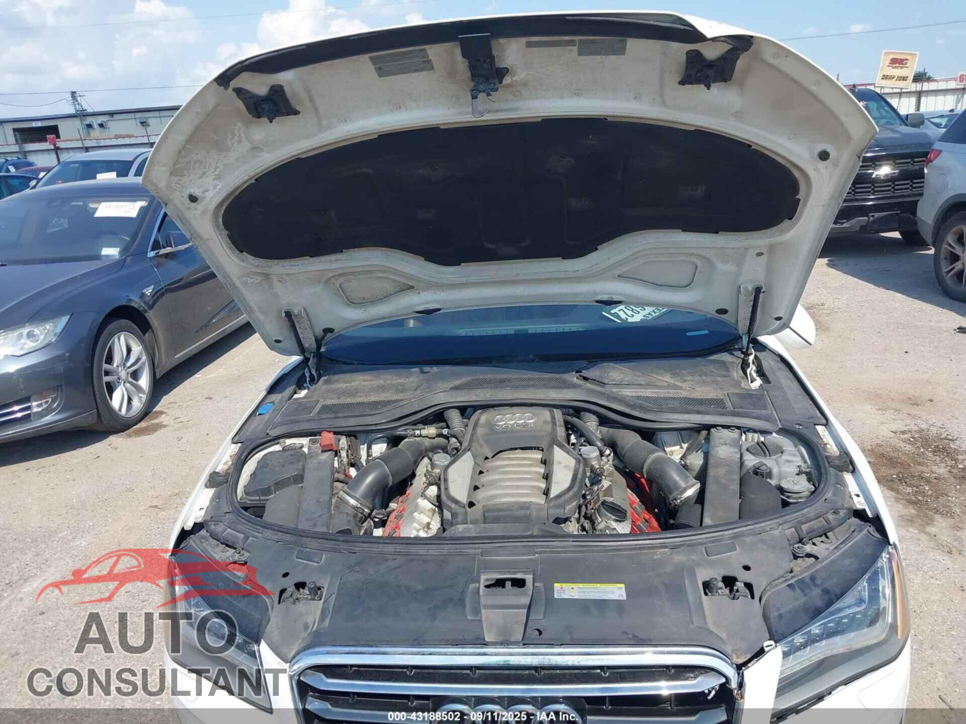 AUDI A8 L 2012 - WAURVAFD1CN017614
