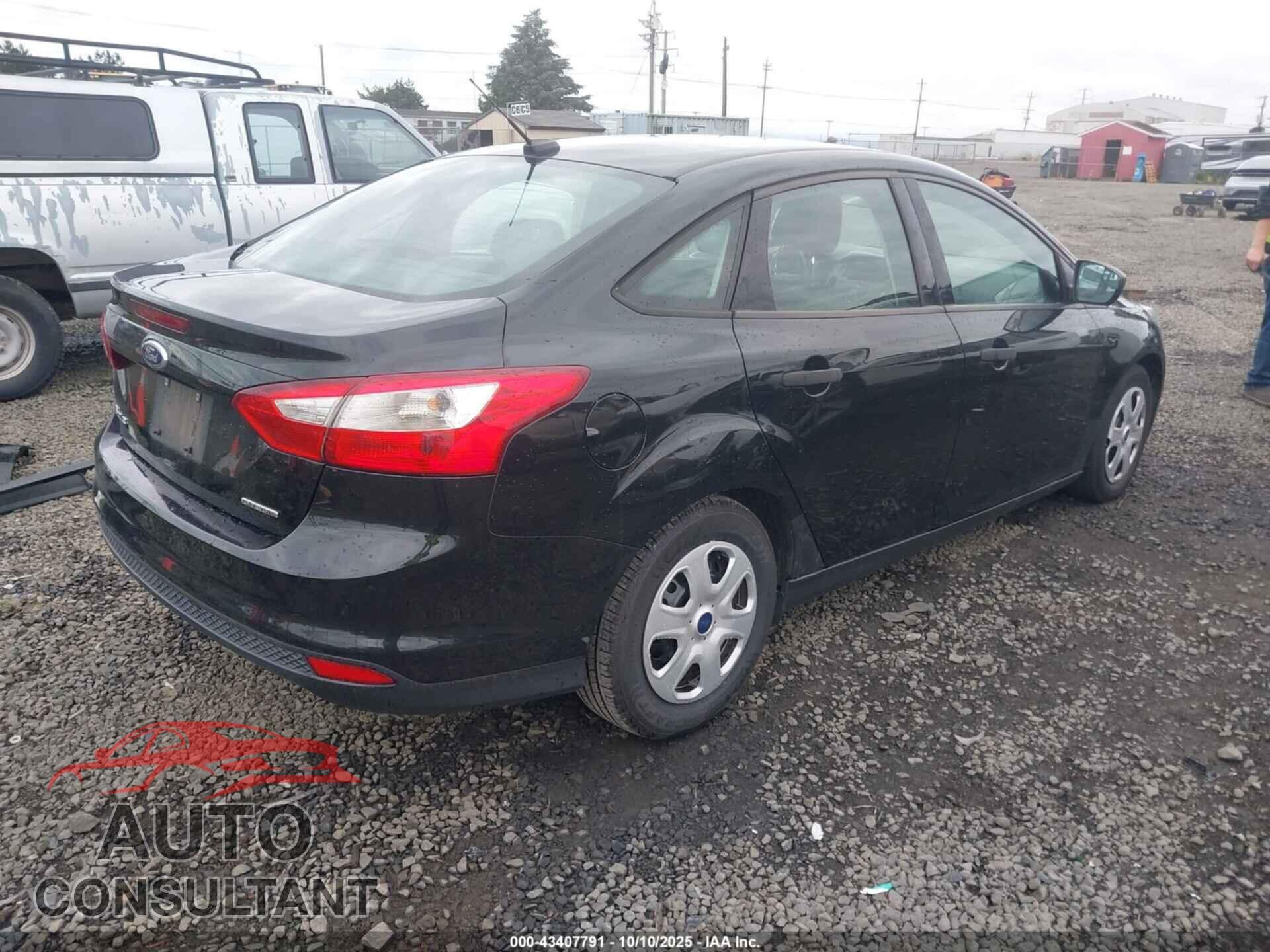 FORD FOCUS 2013 - 1FADP3E21DL380470