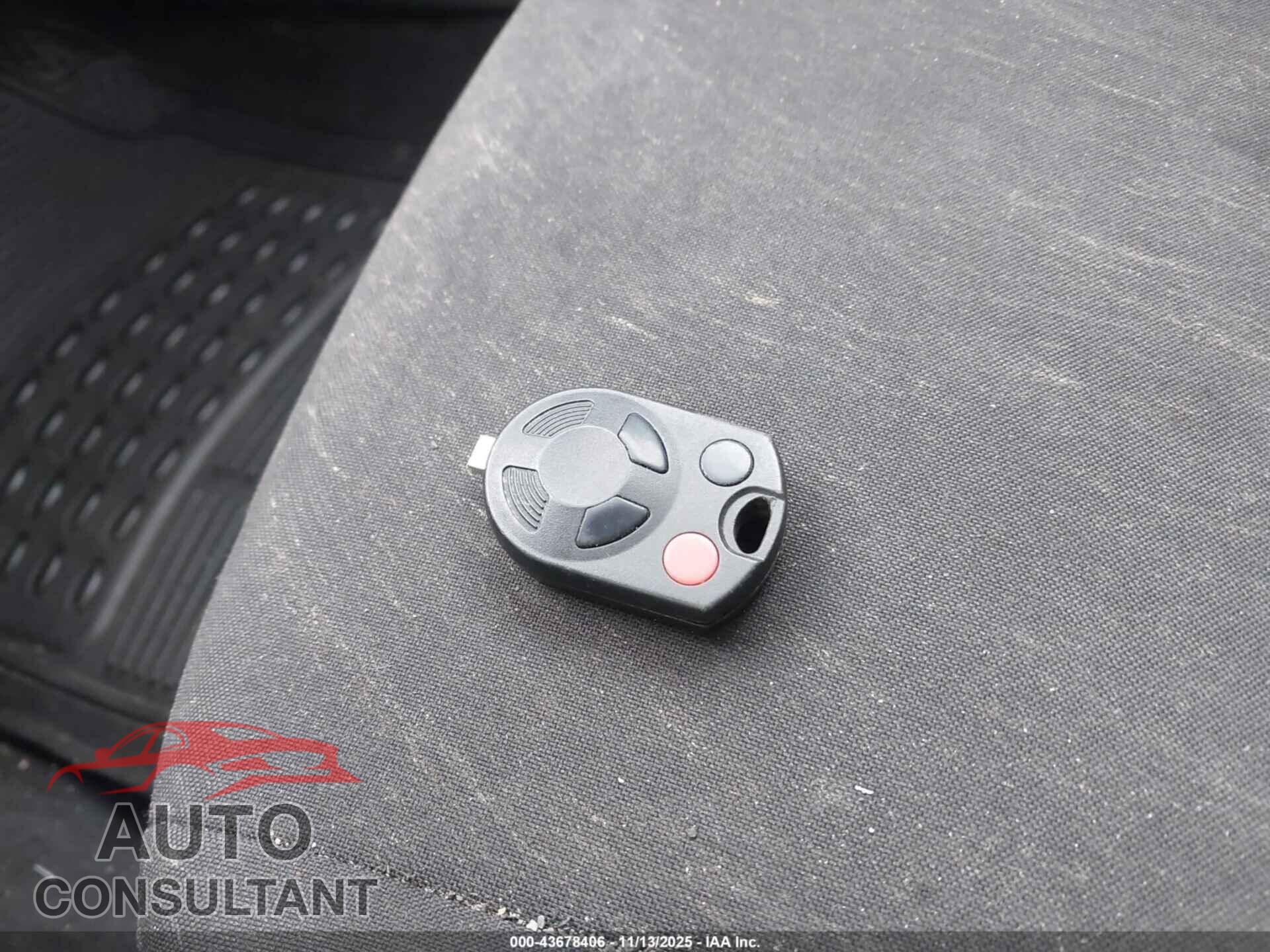 FORD FOCUS 2016 - 1FADP3E29GL288026