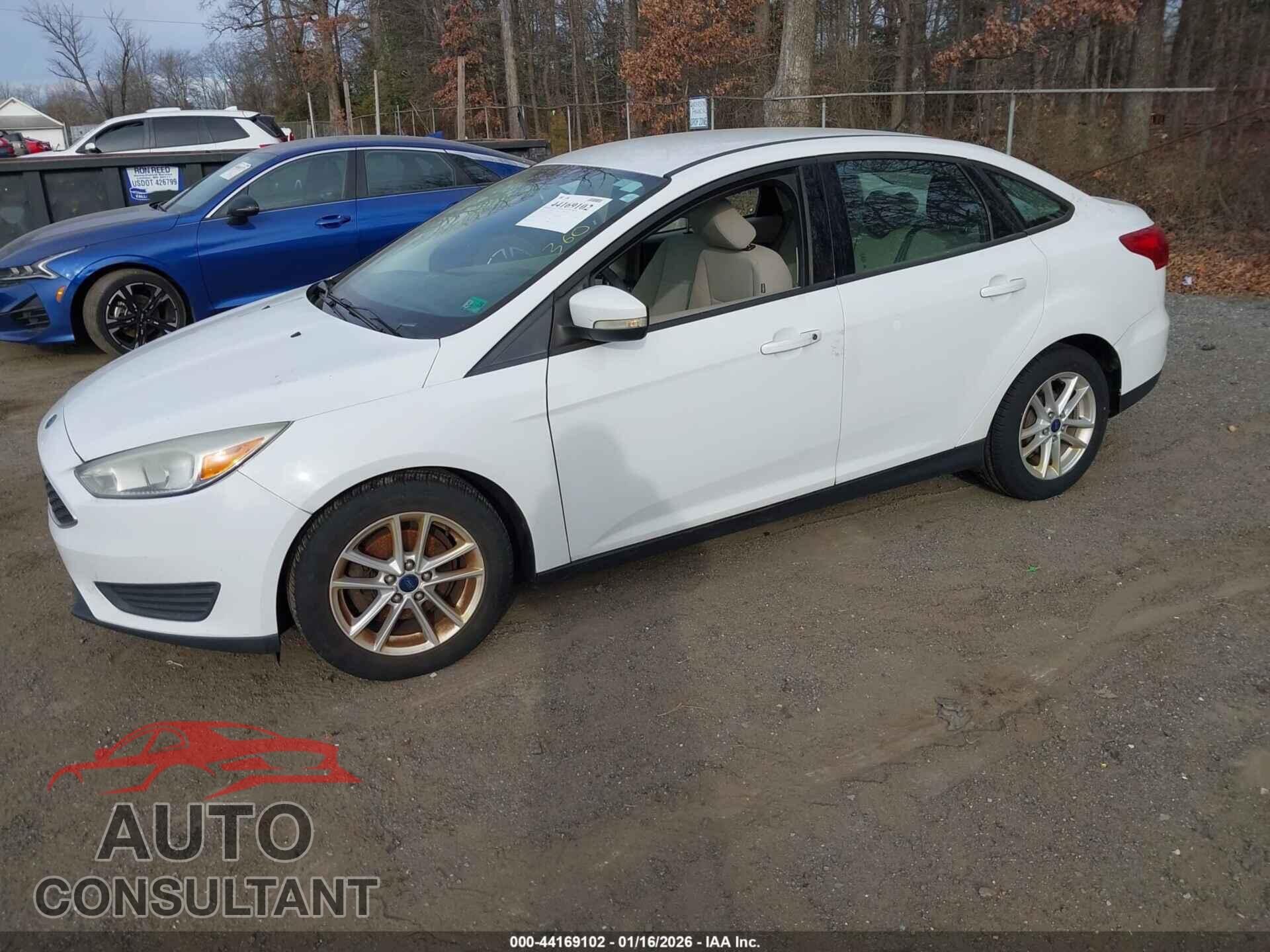 FORD FOCUS 2015 - 1FADP3F27FL273666