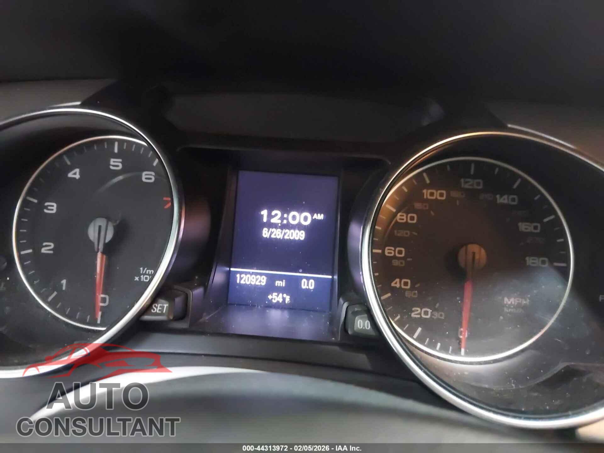 AUDI A5 2010 - WAUCKAFRXAA035107