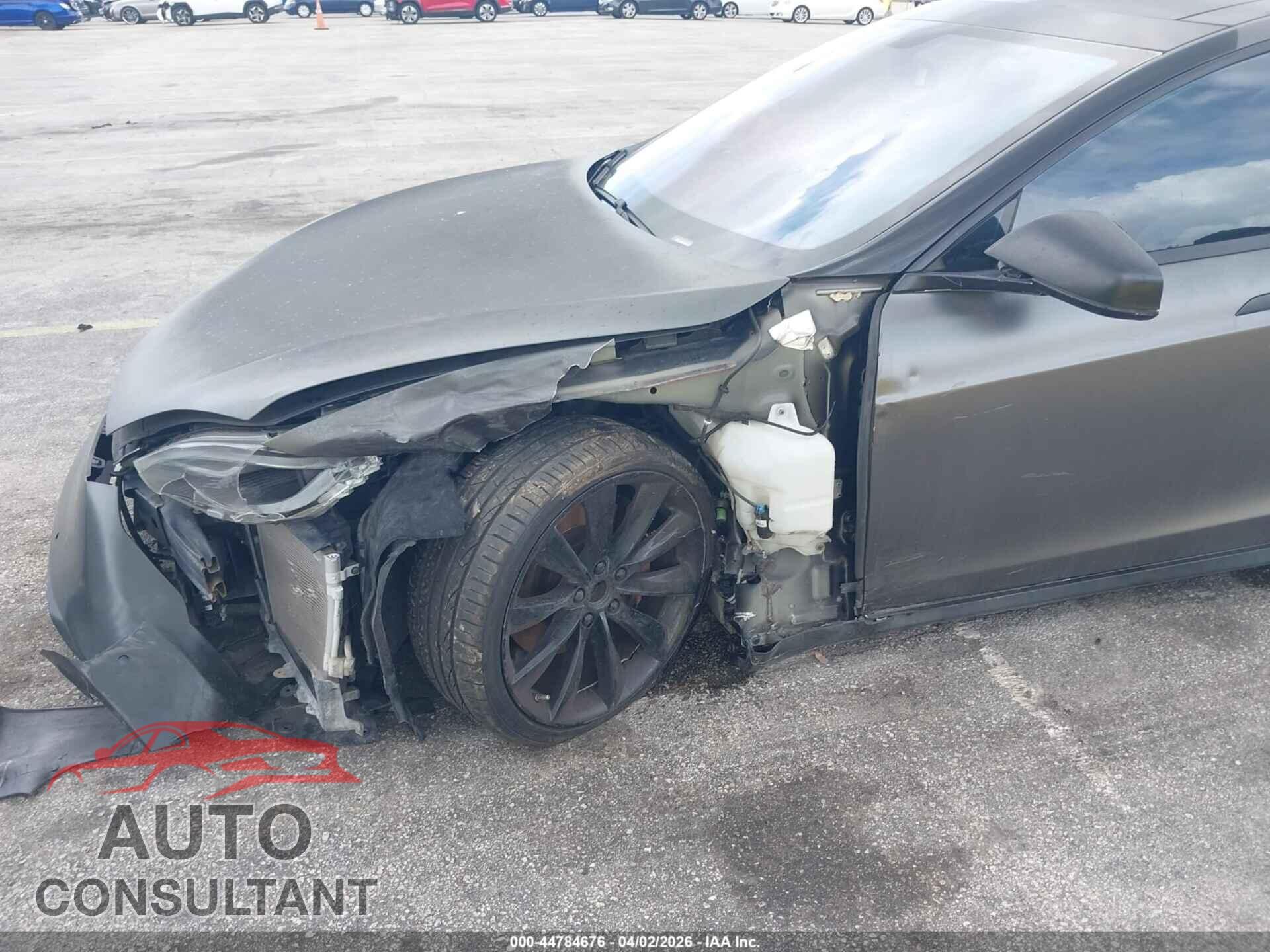 TESLA MODEL S 2014 - 5YJSA1H12EFP46838