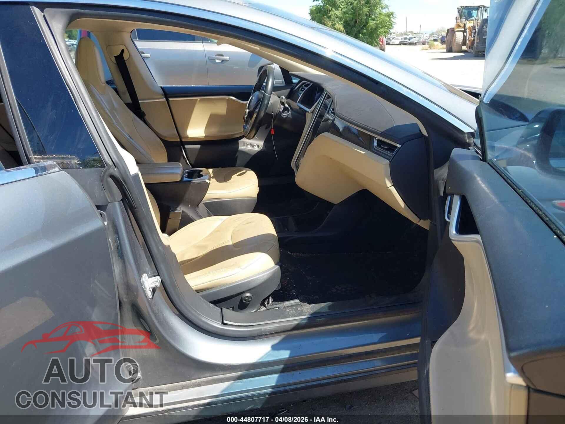 TESLA MODEL S 2013 - 5YJSA1BG2DFP08330