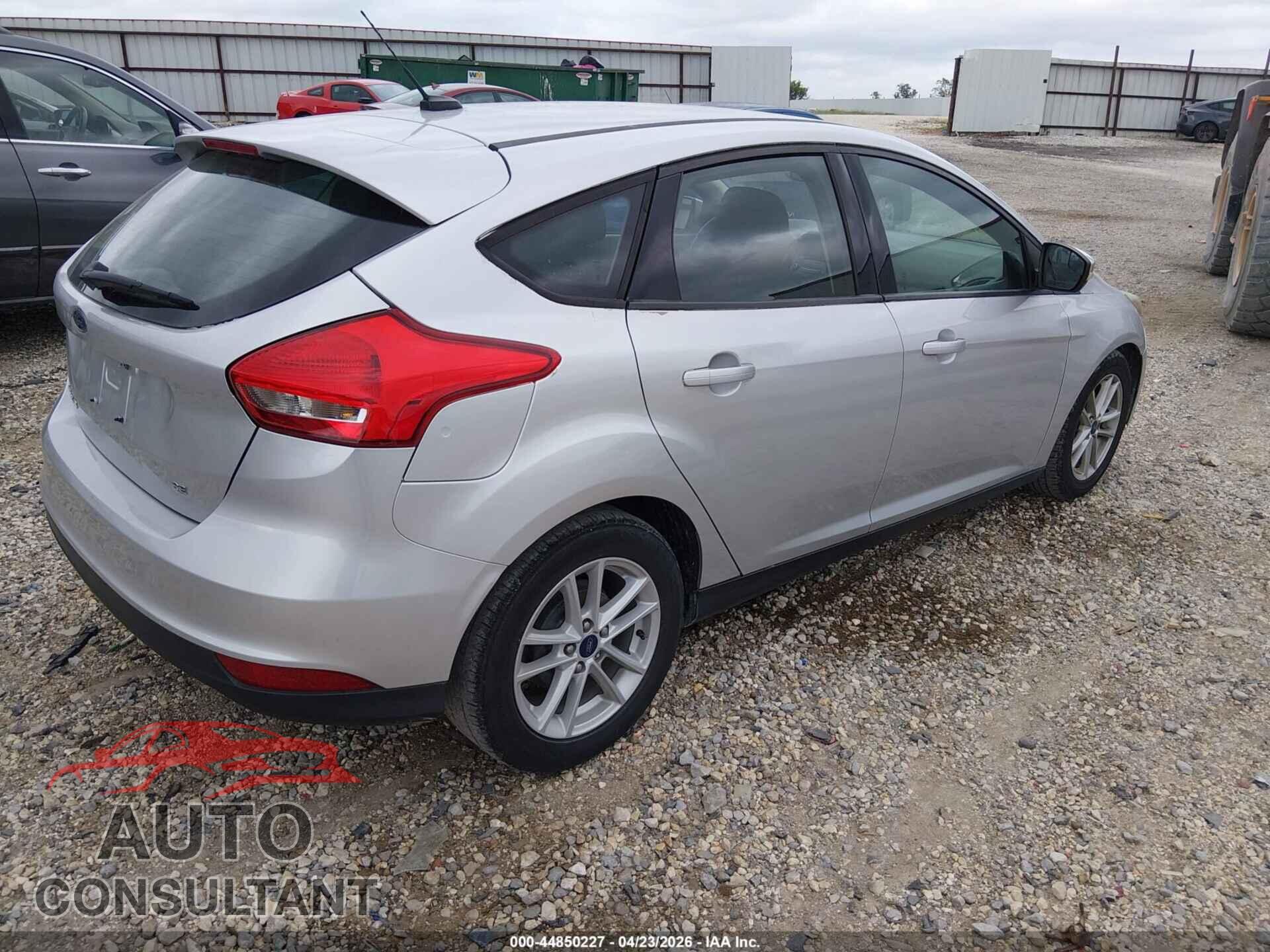 FORD FOCUS 2017 - 1FADP3K22HL232595