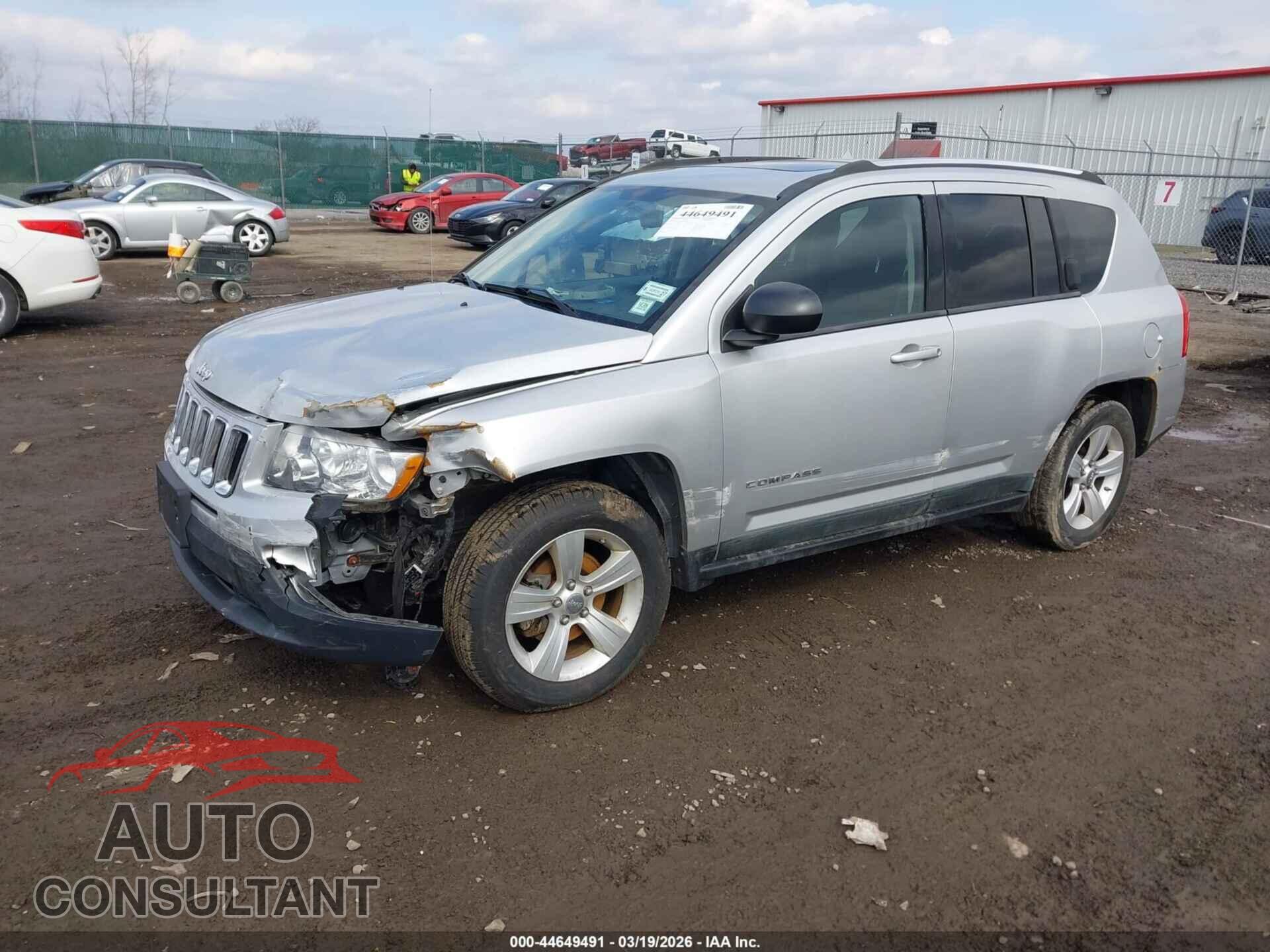 JEEP COMPASS 2011 - 1J4NF1FB3BD282904