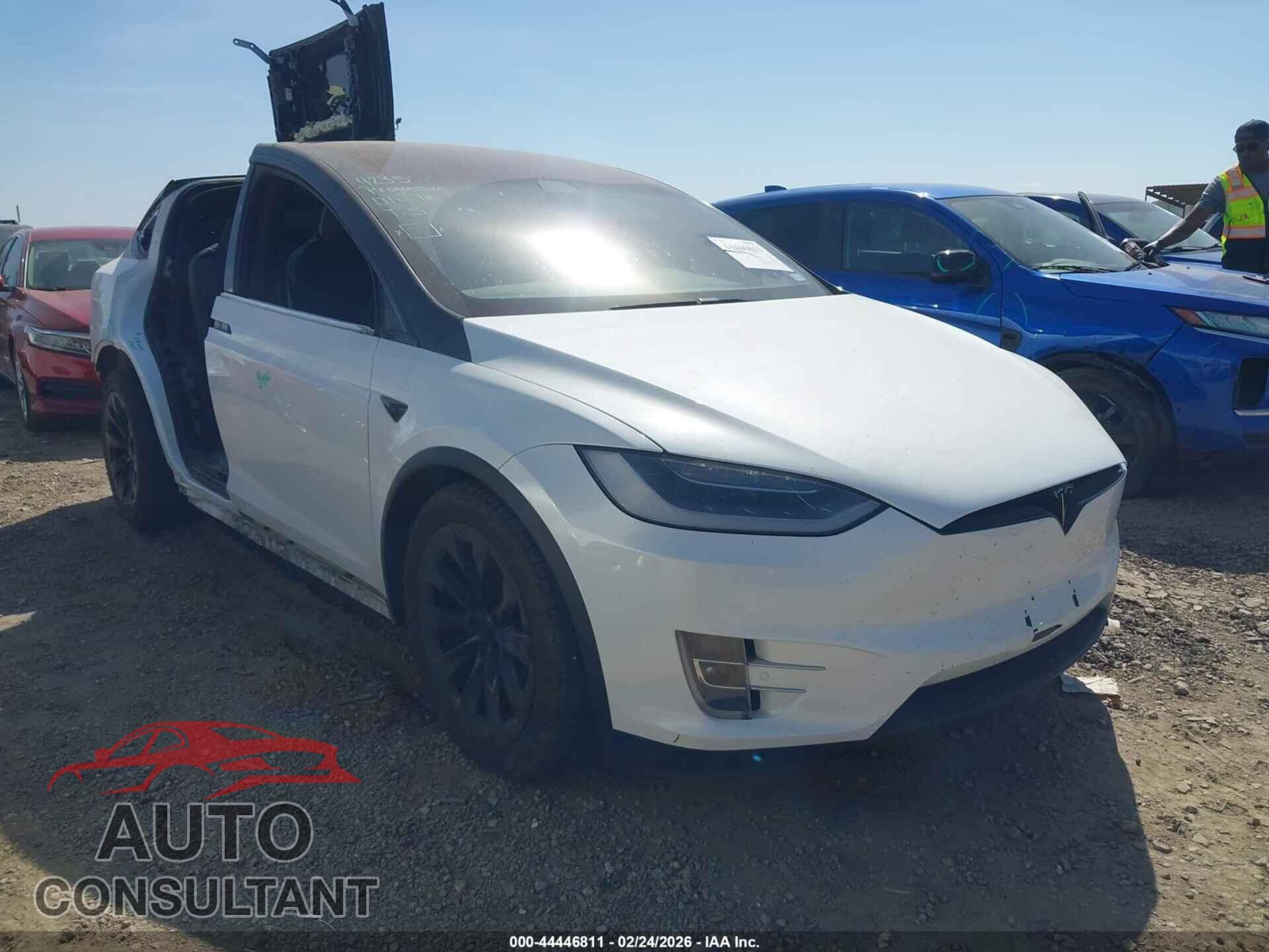 TESLA MODEL X 2019 - 5YJXCDE26KF185019