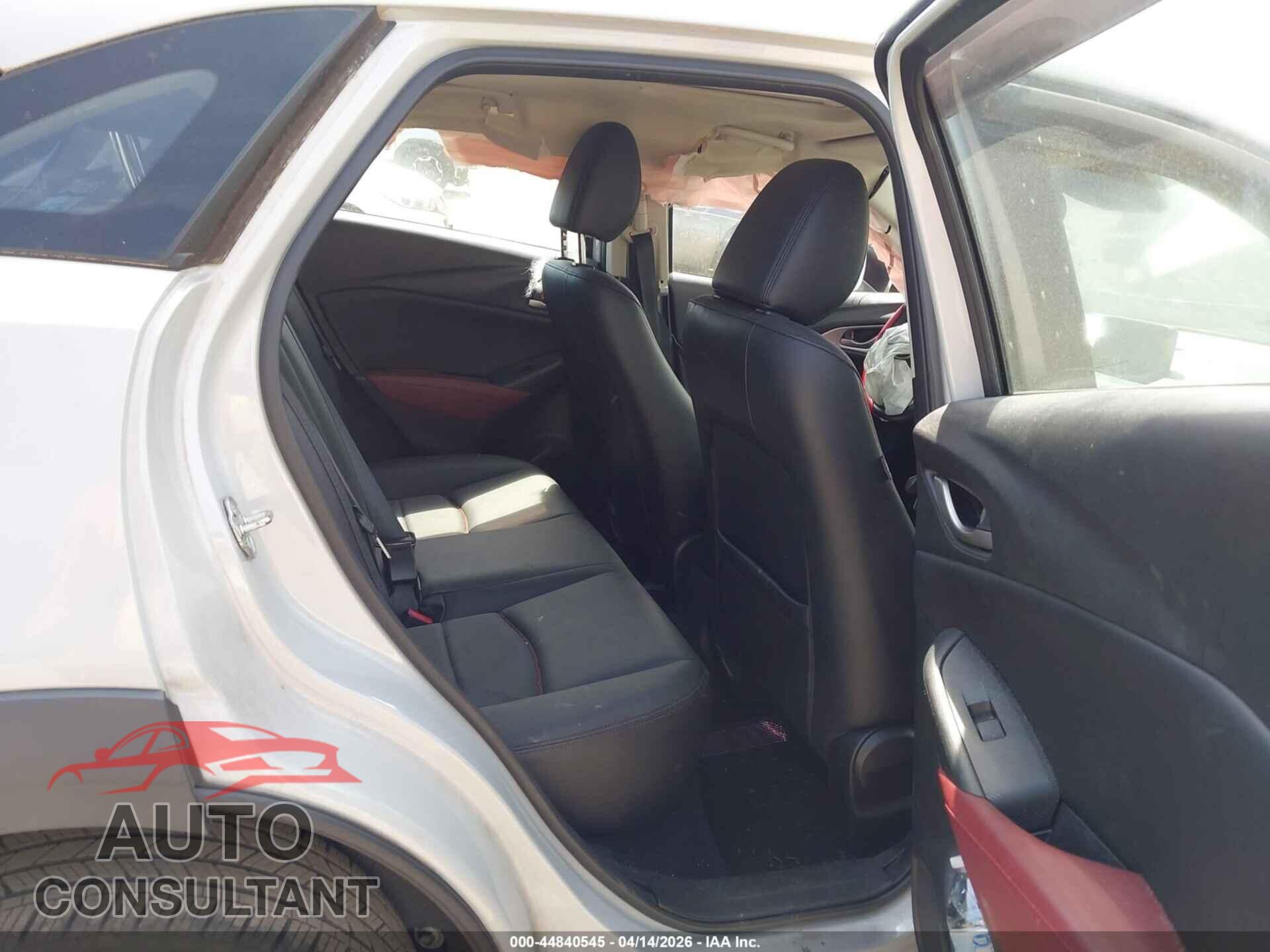 MAZDA CX-3 2018 - JM1DKFC71J0320033