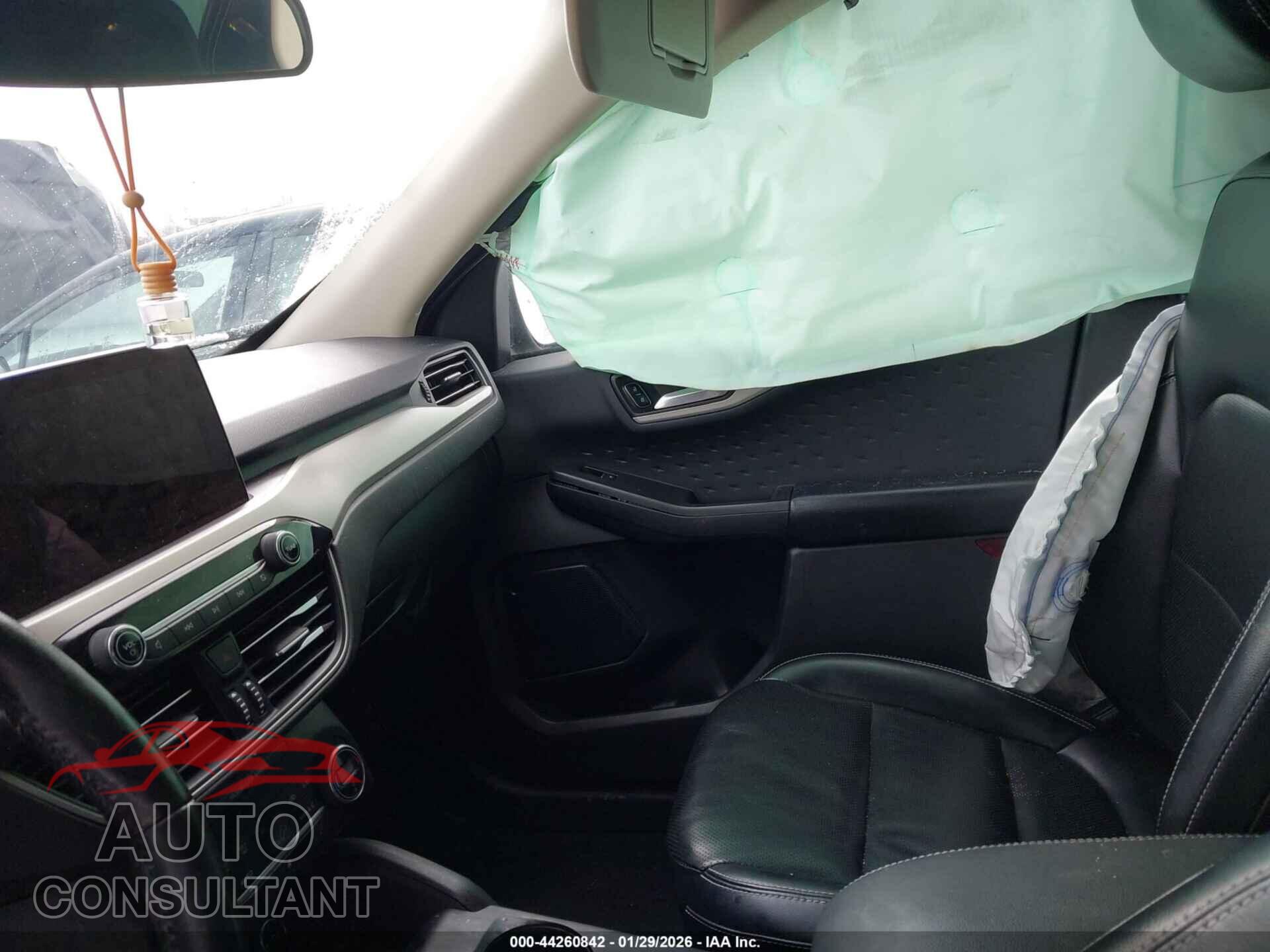 FORD ESCAPE 2020 - 1FMCU0H66LUA52929