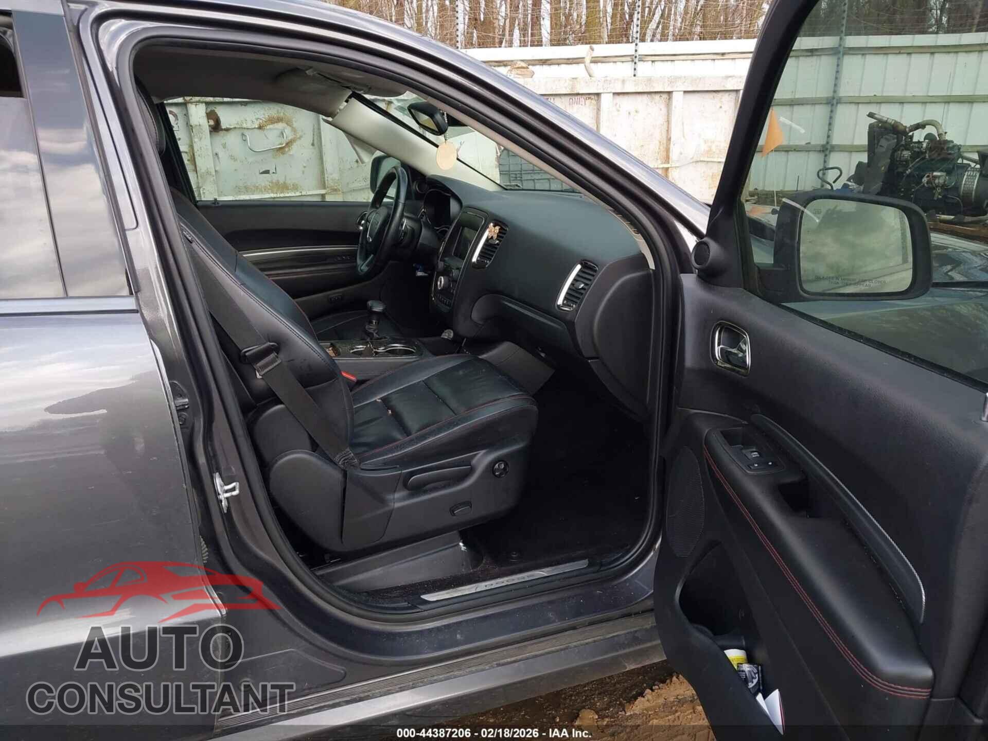 DODGE DURANGO 2018 - 1C4RDJDG5JC451918