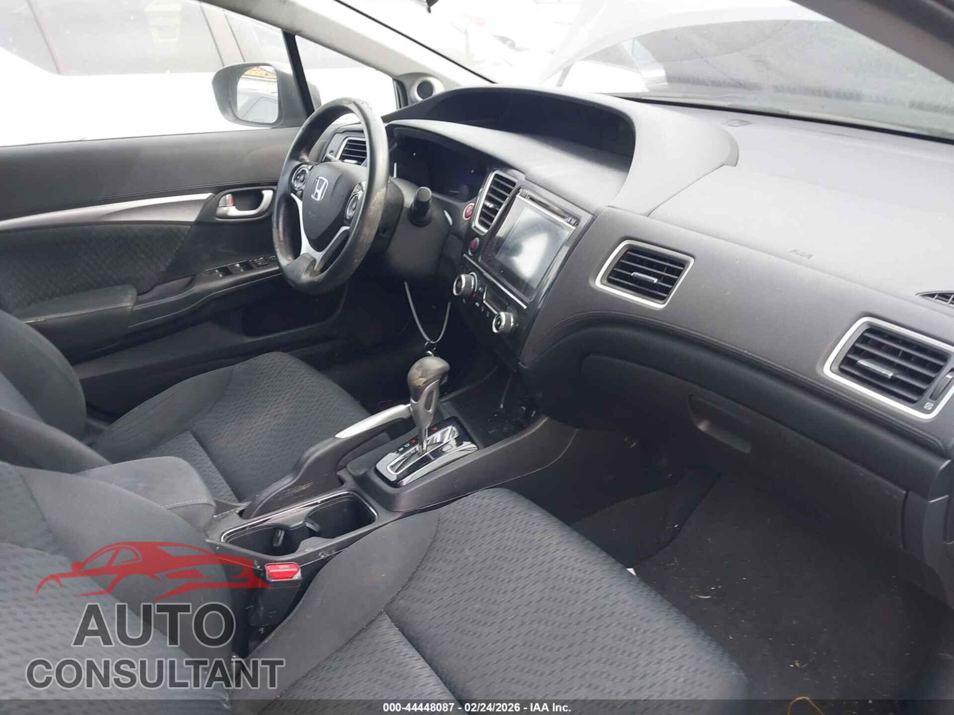 HONDA CIVIC 2015 - 2HGFB2F82FH553073