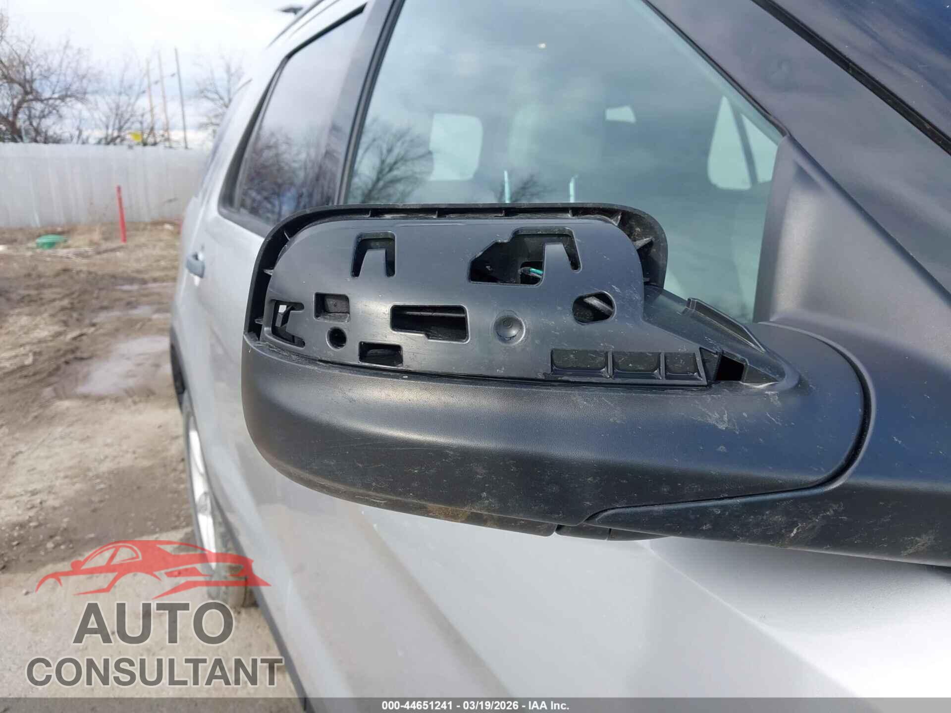FORD EXPLORER 2018 - 1FM5K8B8XJGB95238