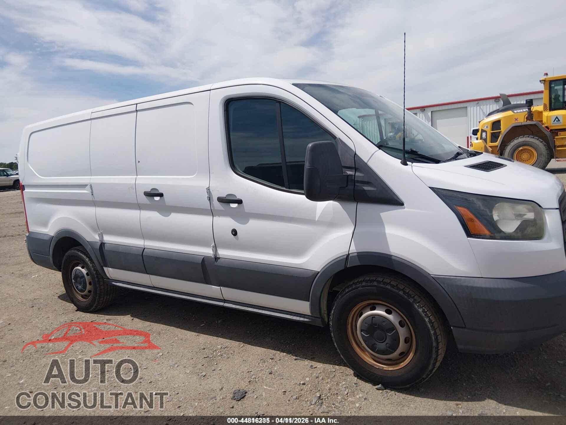 FORD TRANSIT-150 2015 - 1FTNE1ZM2FKB10032